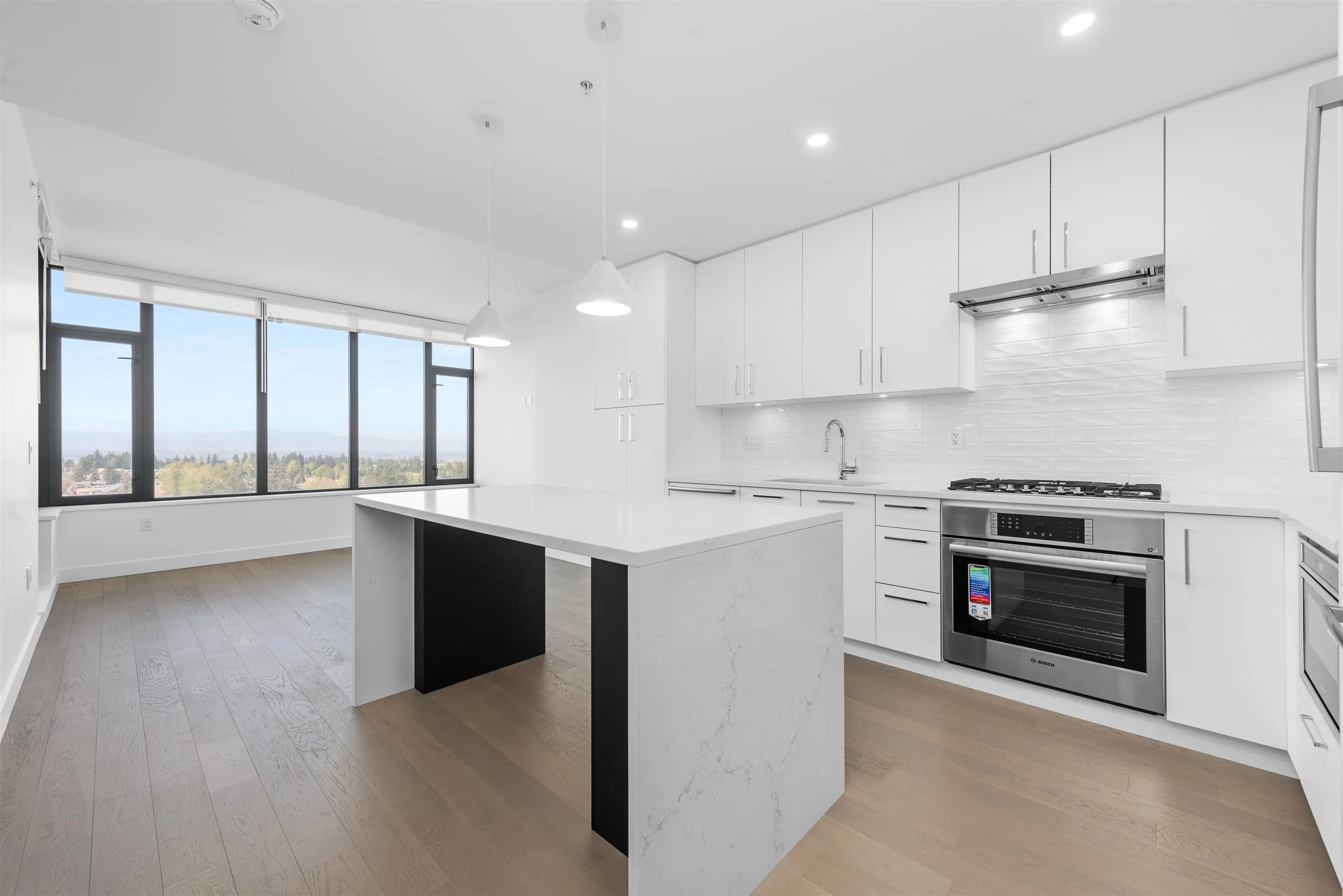 1501 1588 Johnston Road