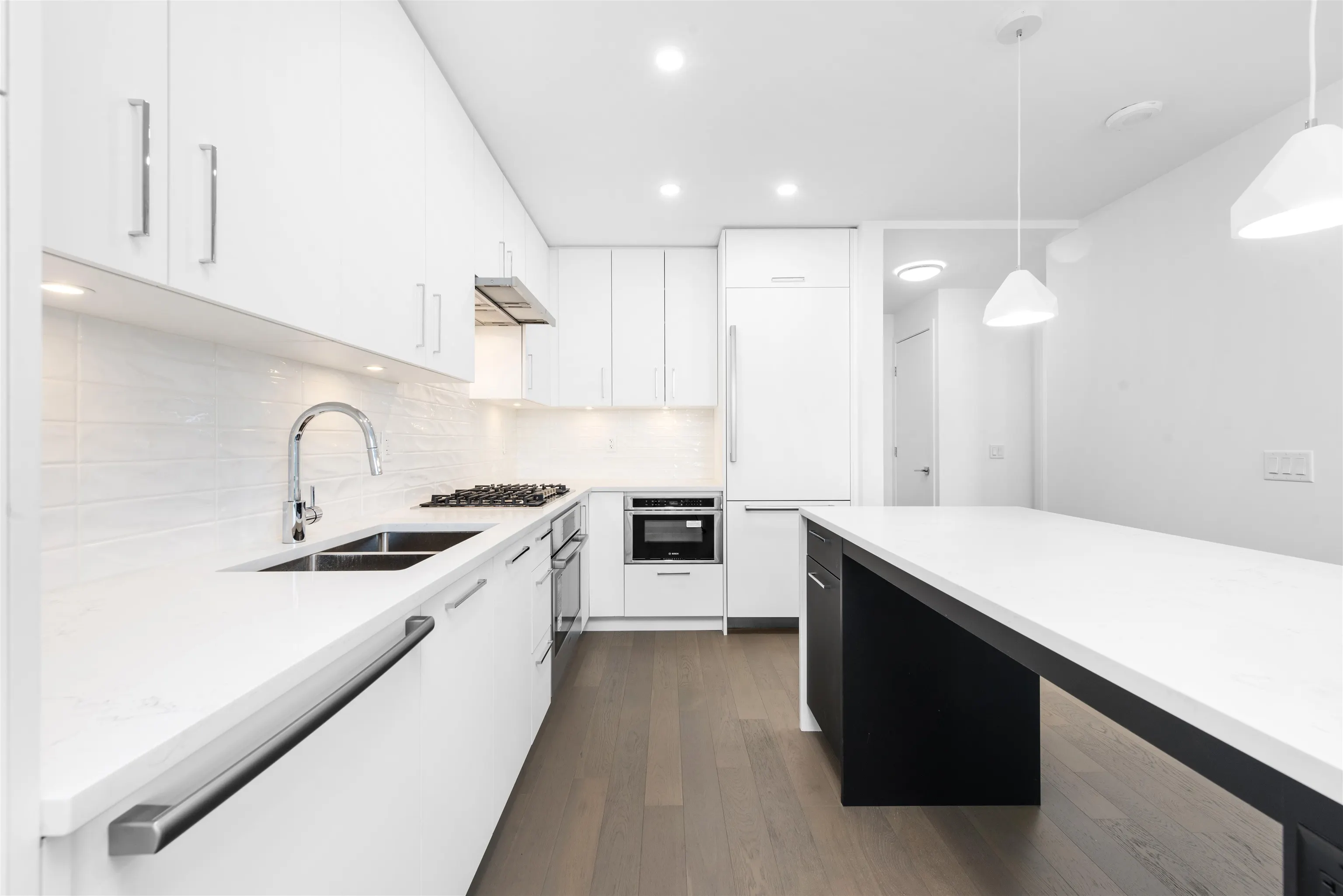 1501 1588 Johnston Road