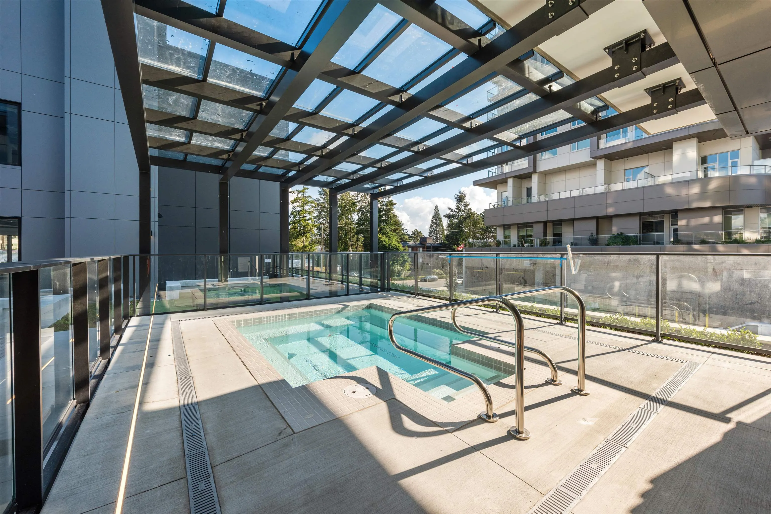 1501 1588 Johnston Road