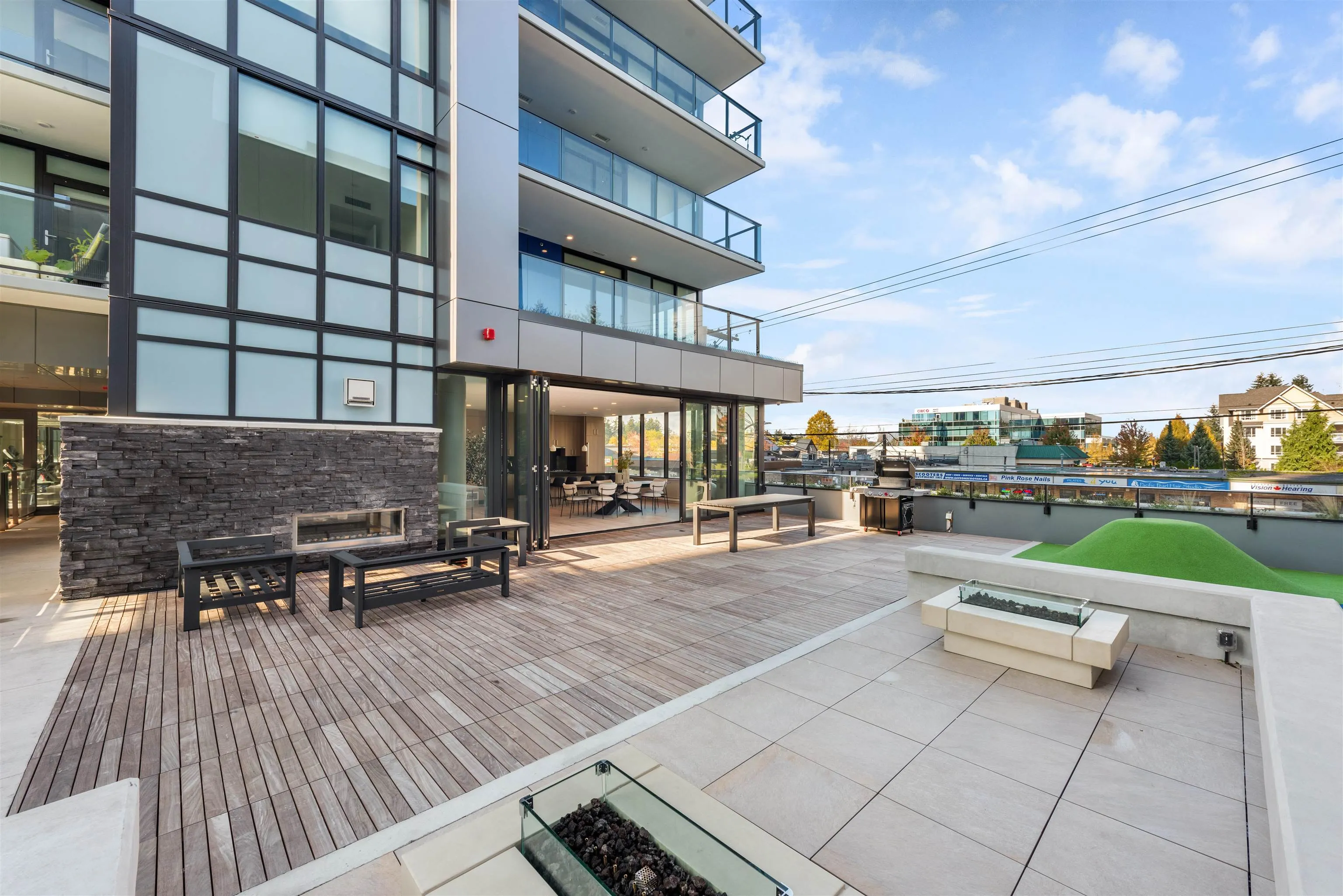 1501 1588 Johnston Road