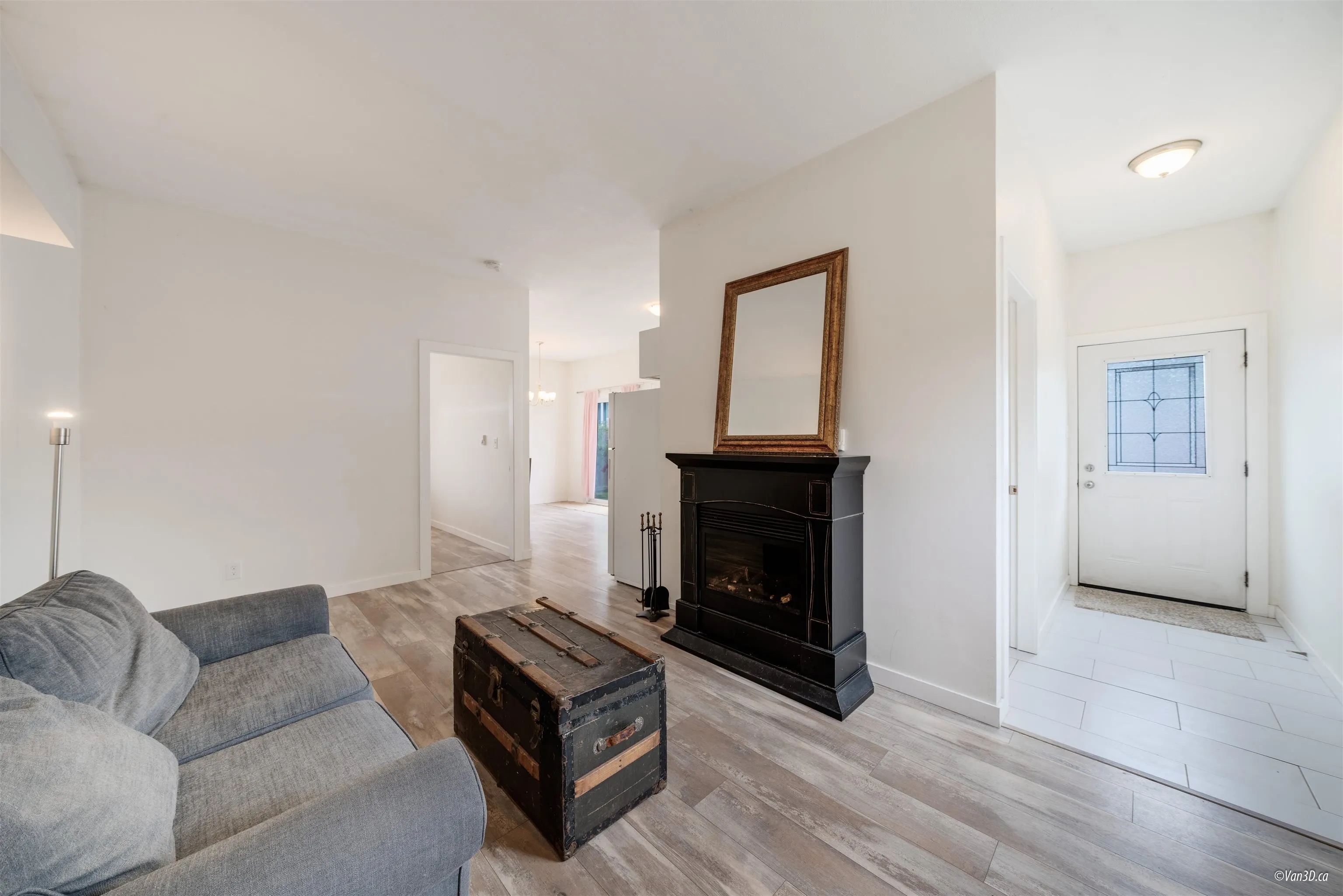 51 Catalina Crescent