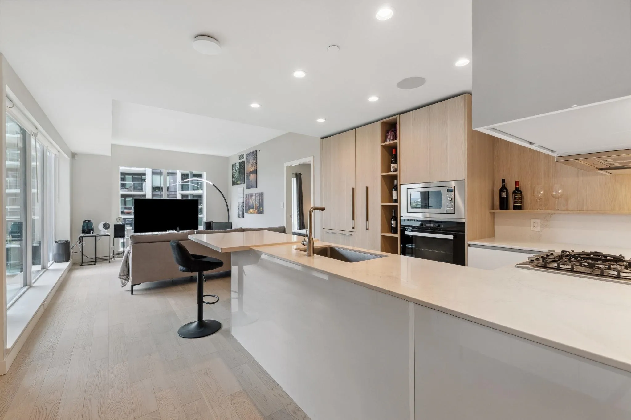 408 6811 Pearson Way