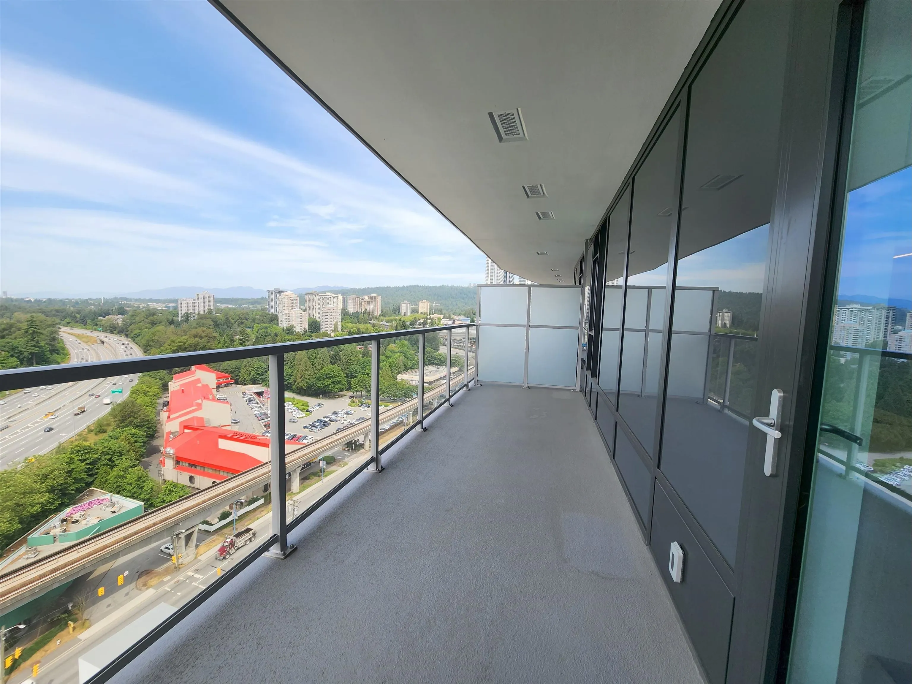 1807 318 Alderson Avenue