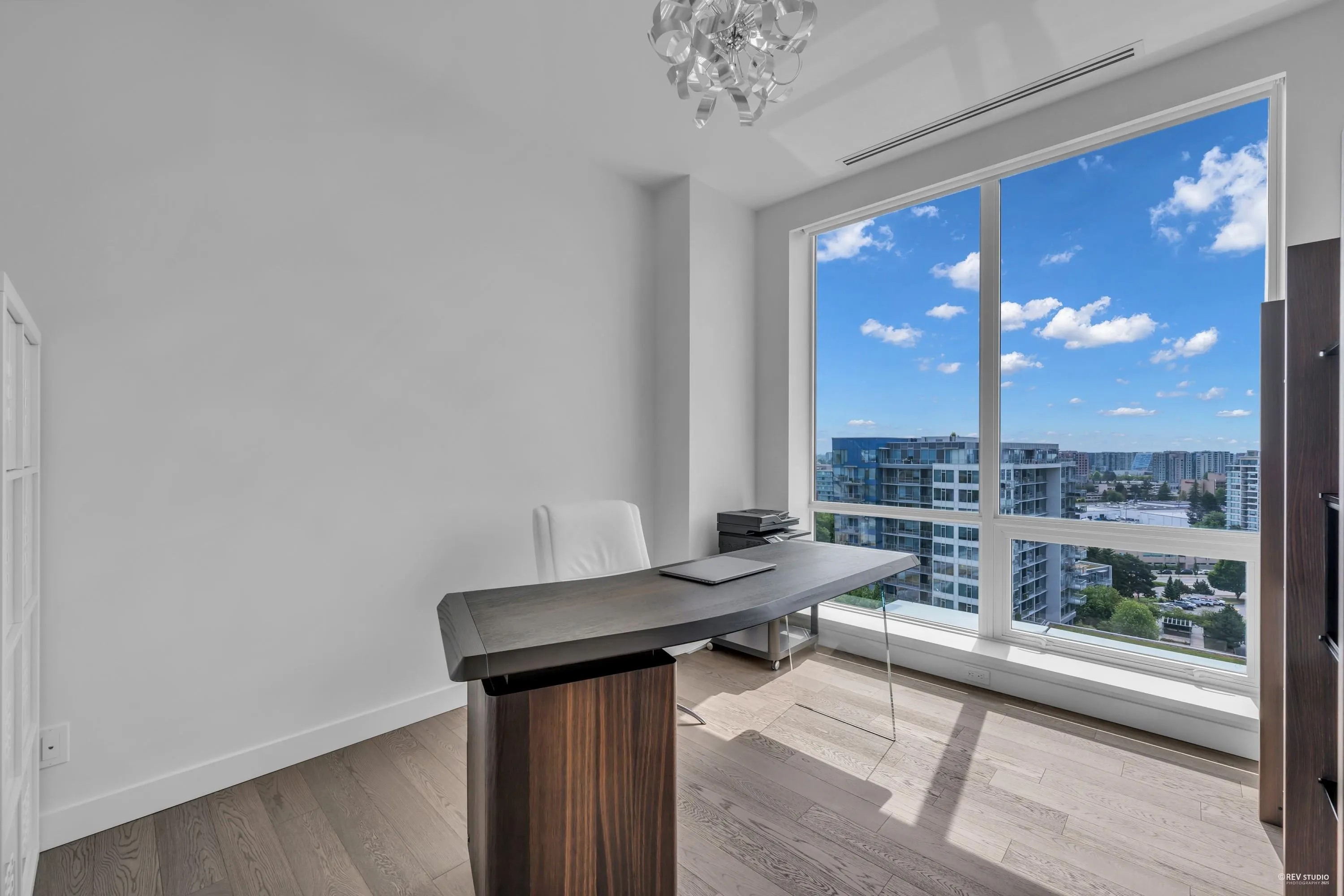 1204 6855 Pearson Way