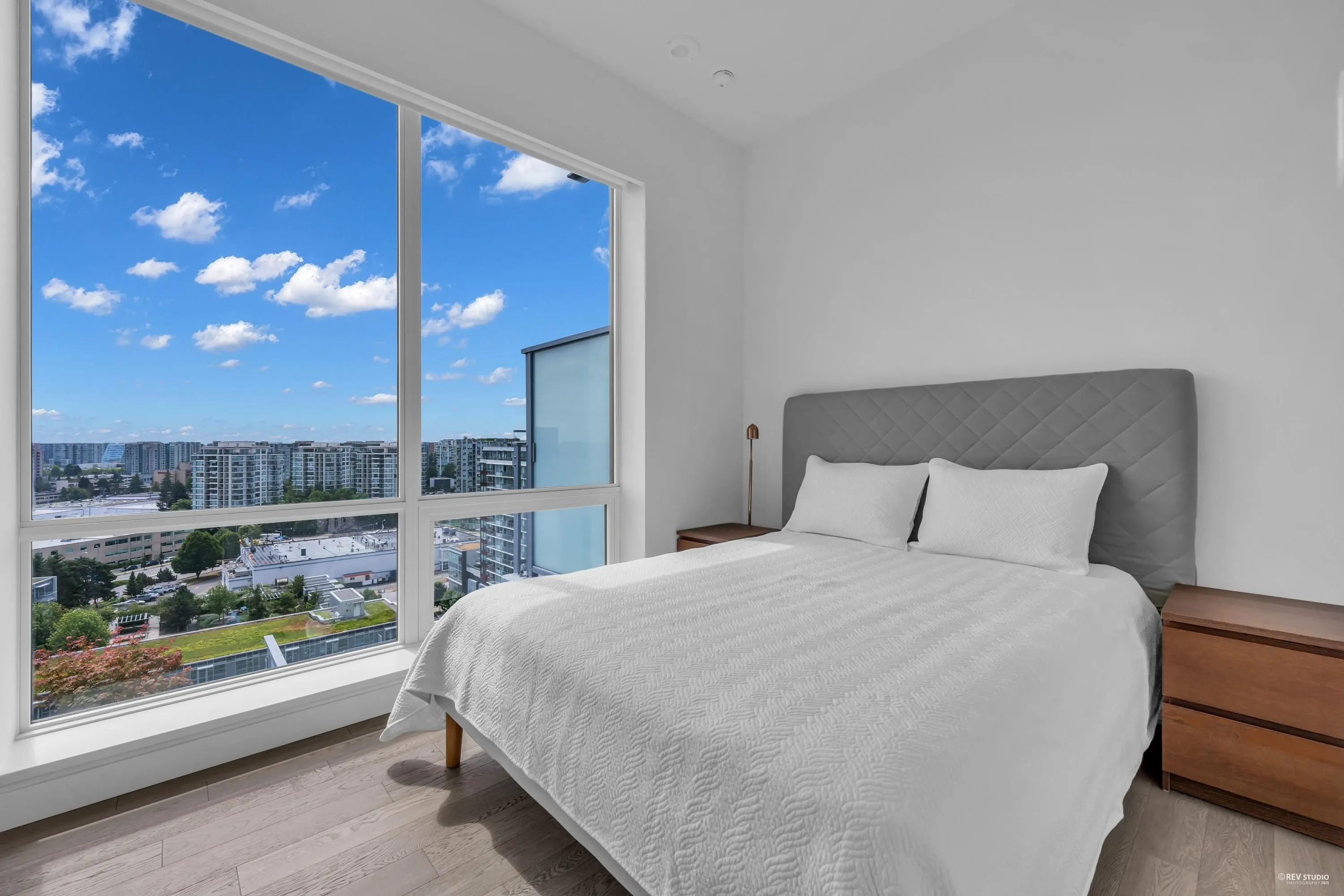1204 6855 Pearson Way