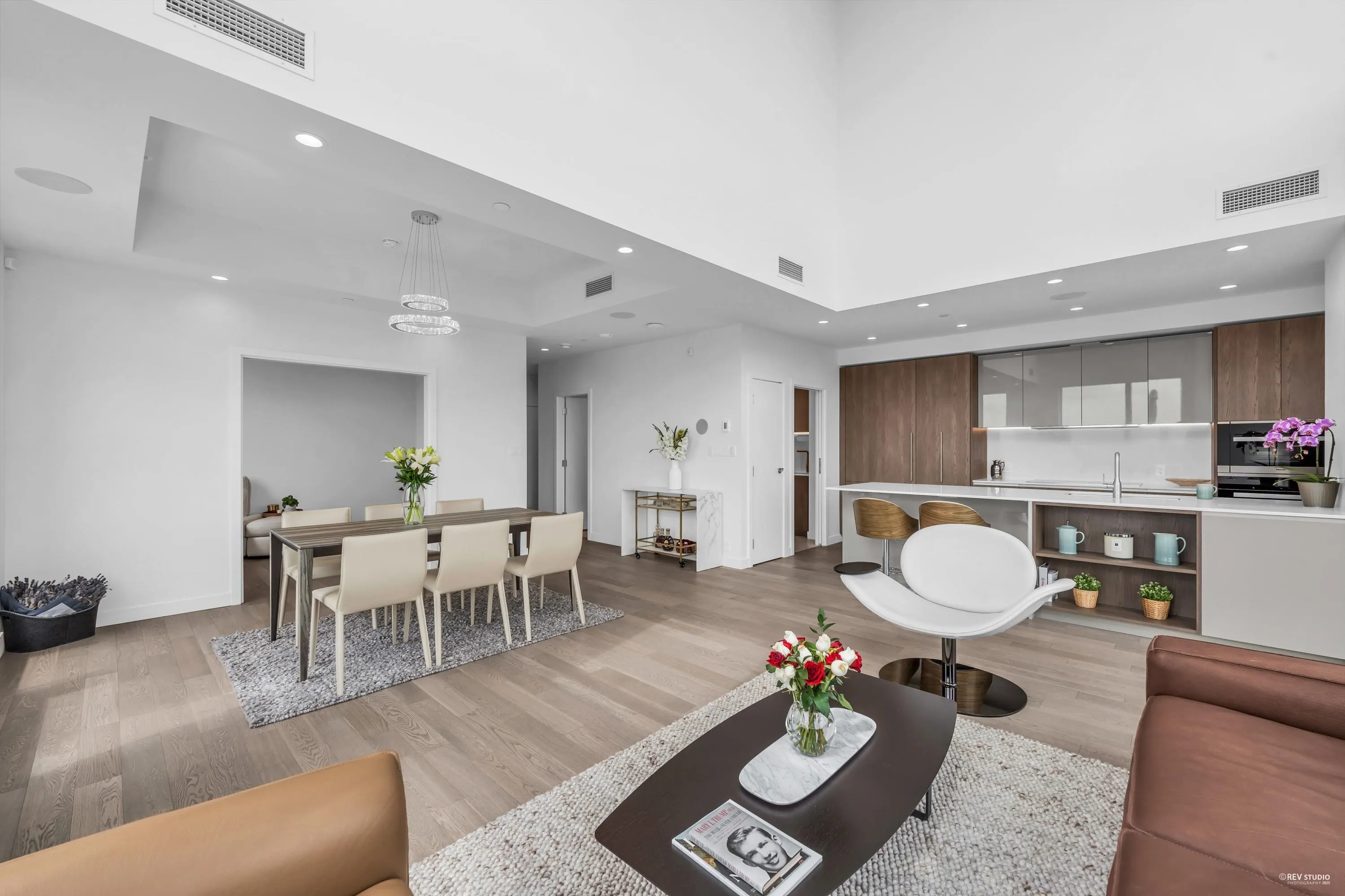 1204 6855 Pearson Way