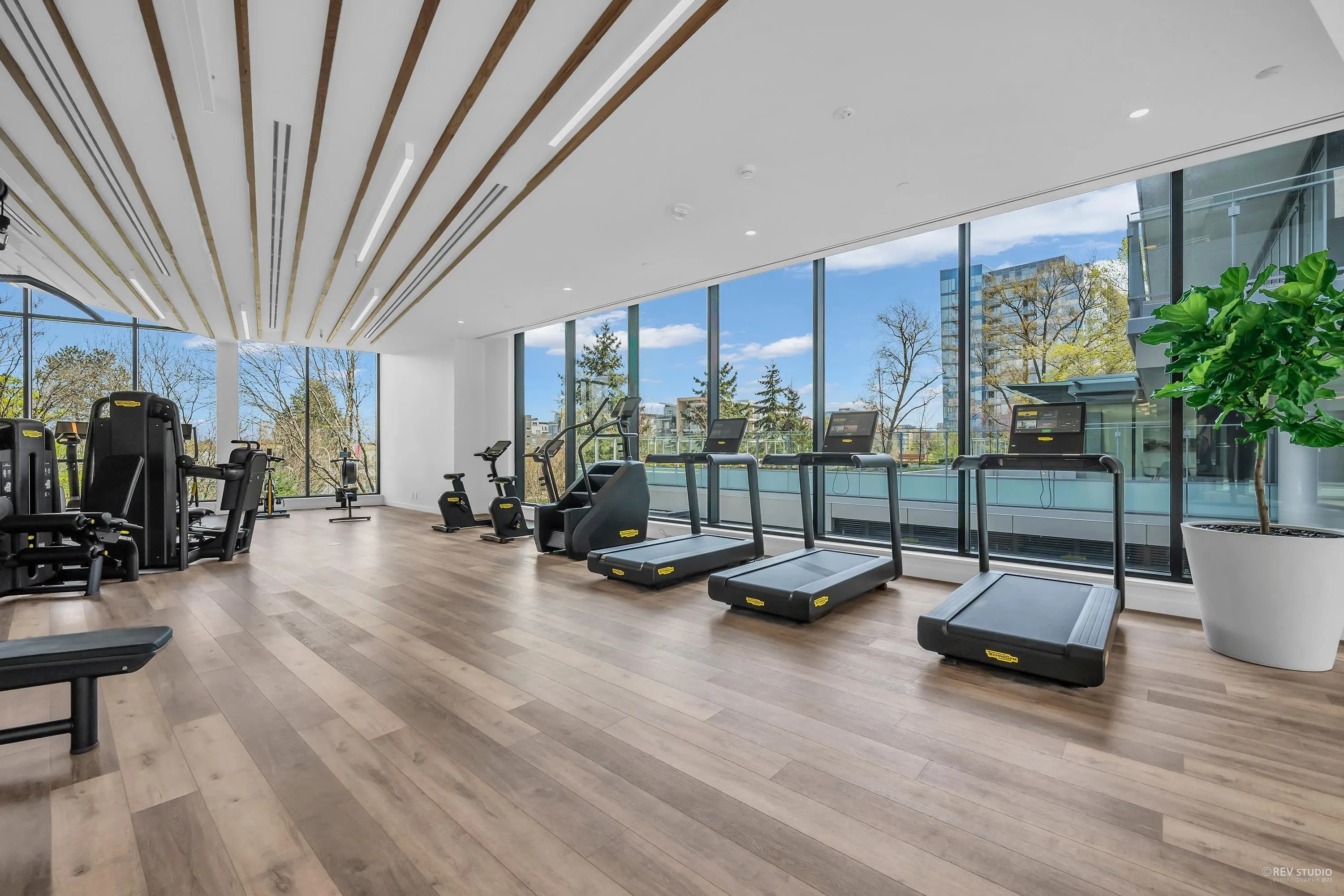1204 6855 Pearson Way