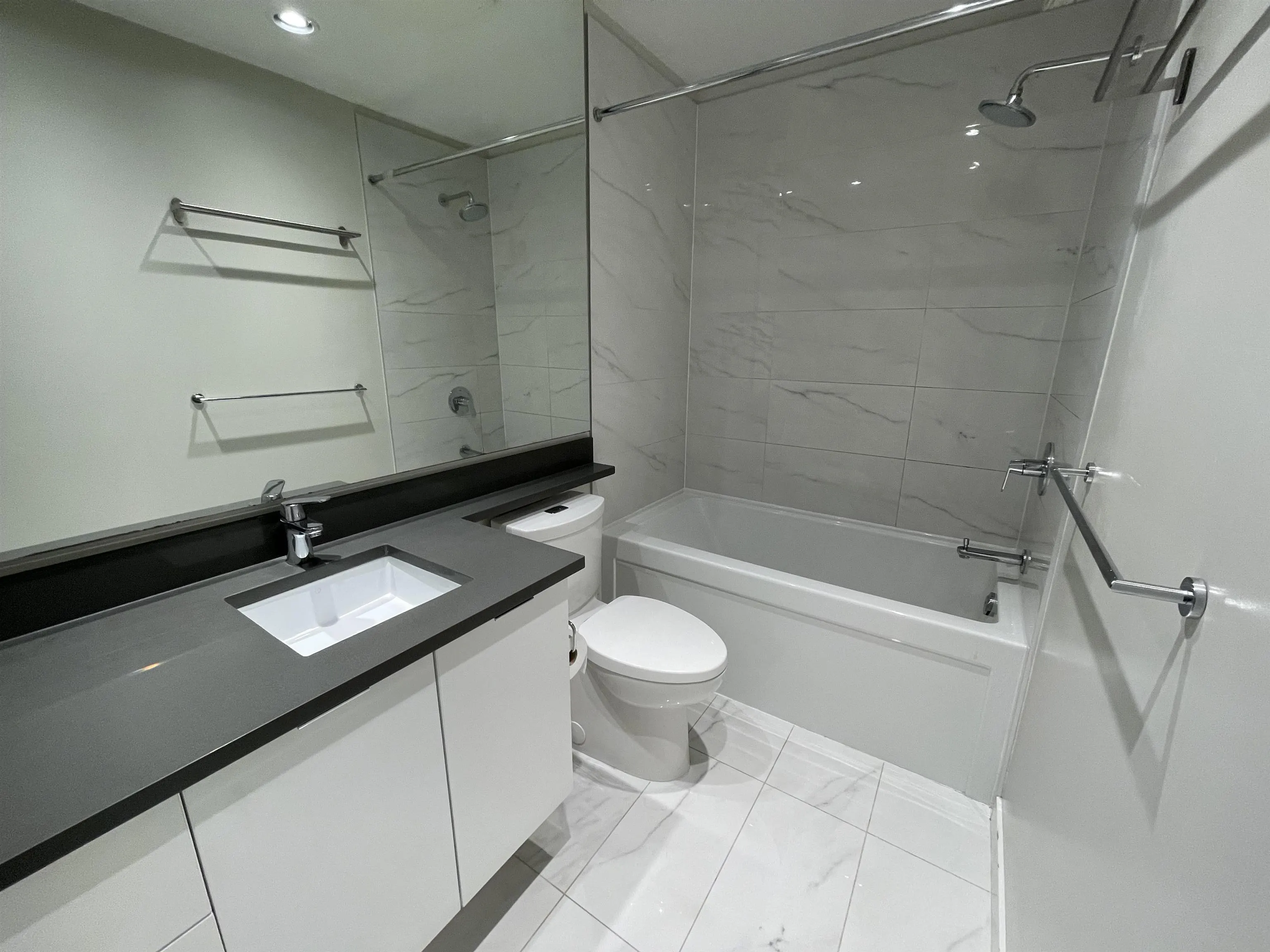 406 9311 Alexandra Road