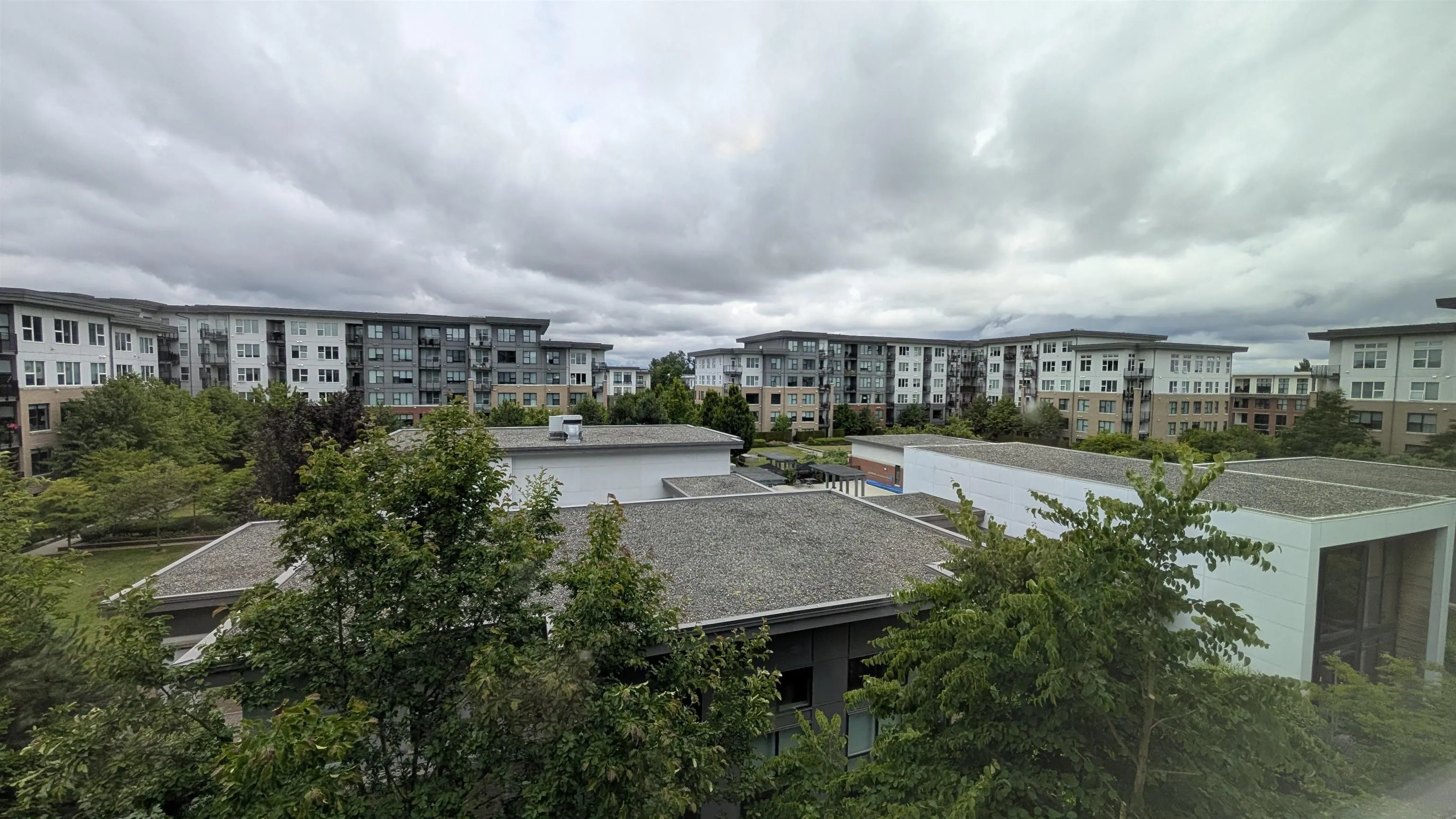 406 9311 Alexandra Road