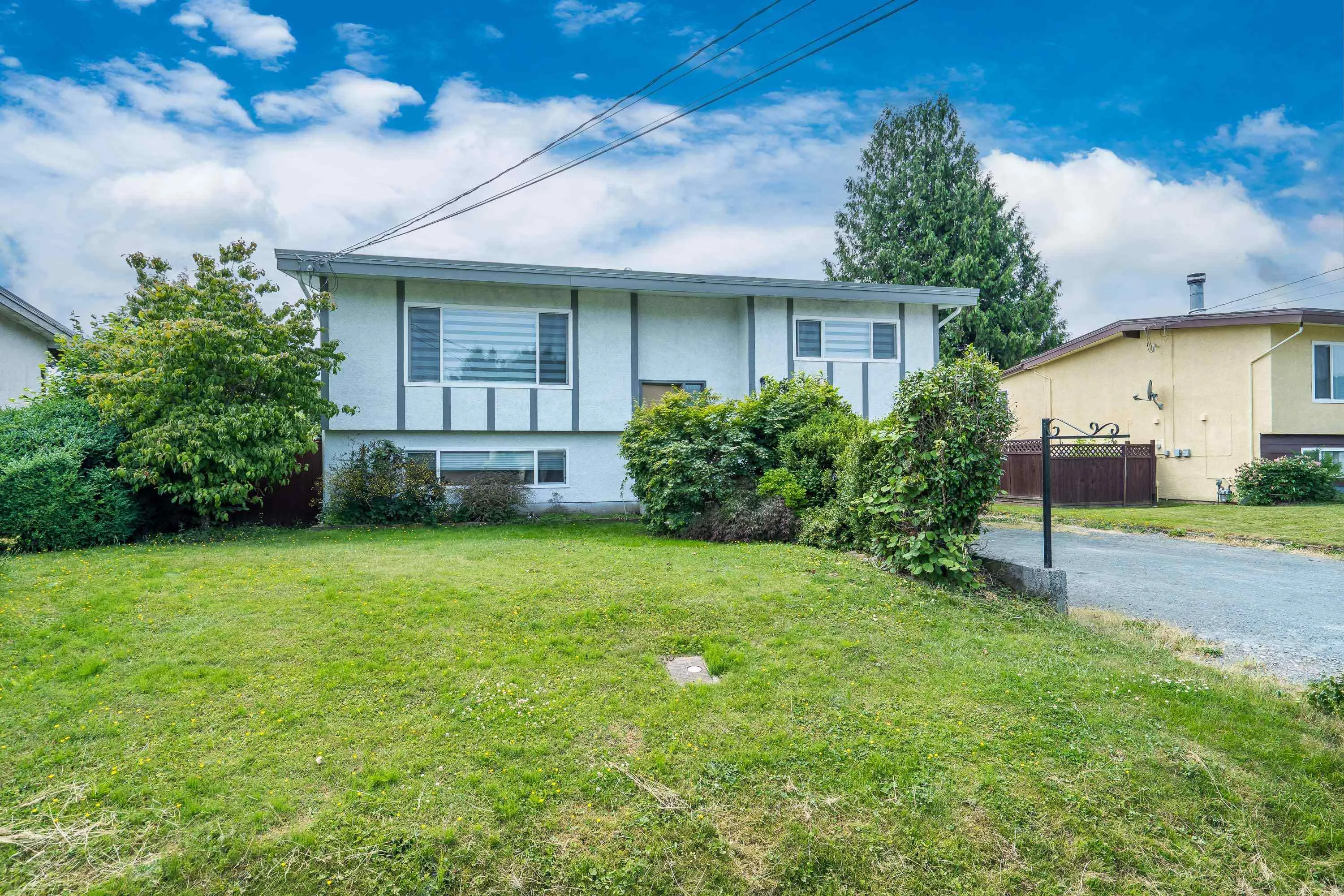 45290 Spruce Drive