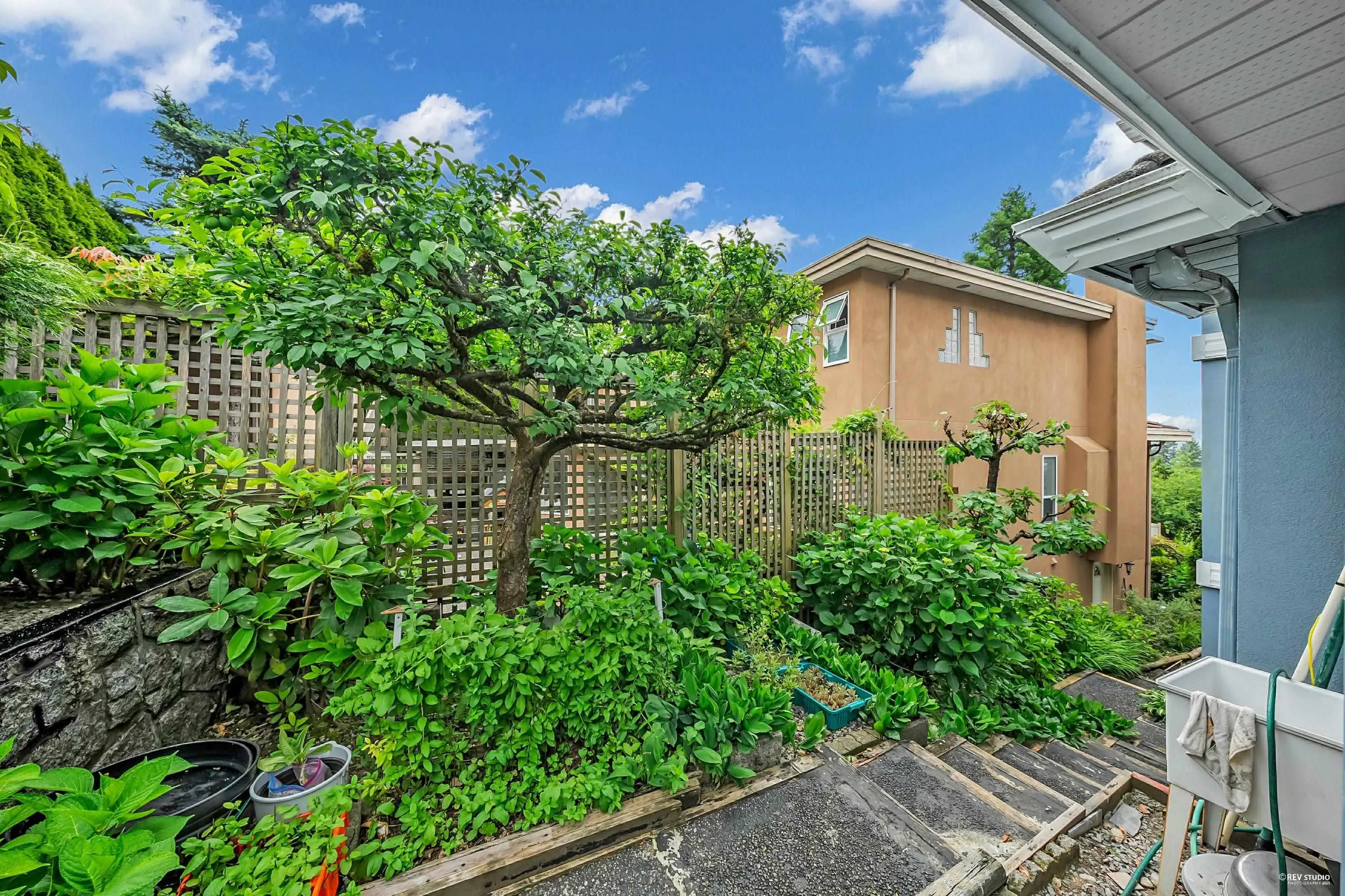 116 Ravine Drive
