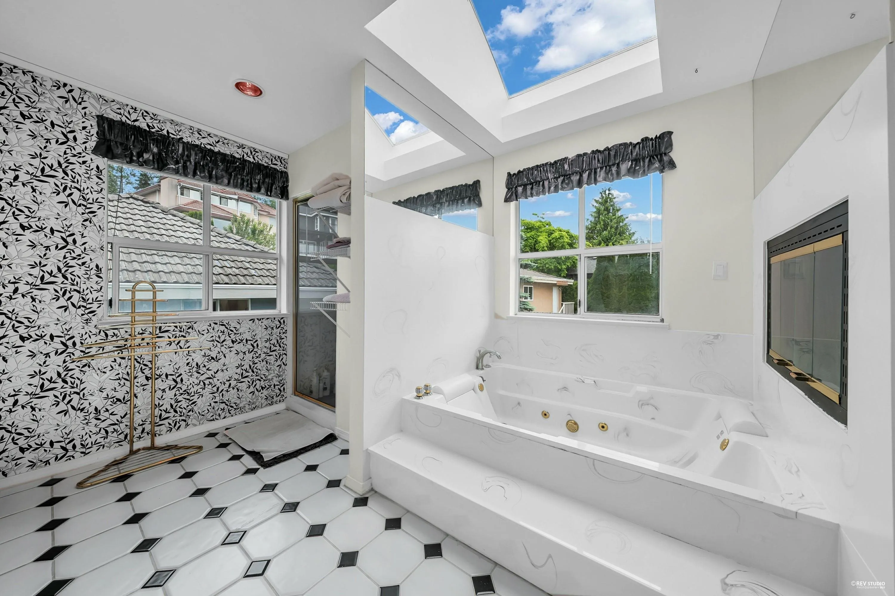 116 Ravine Drive