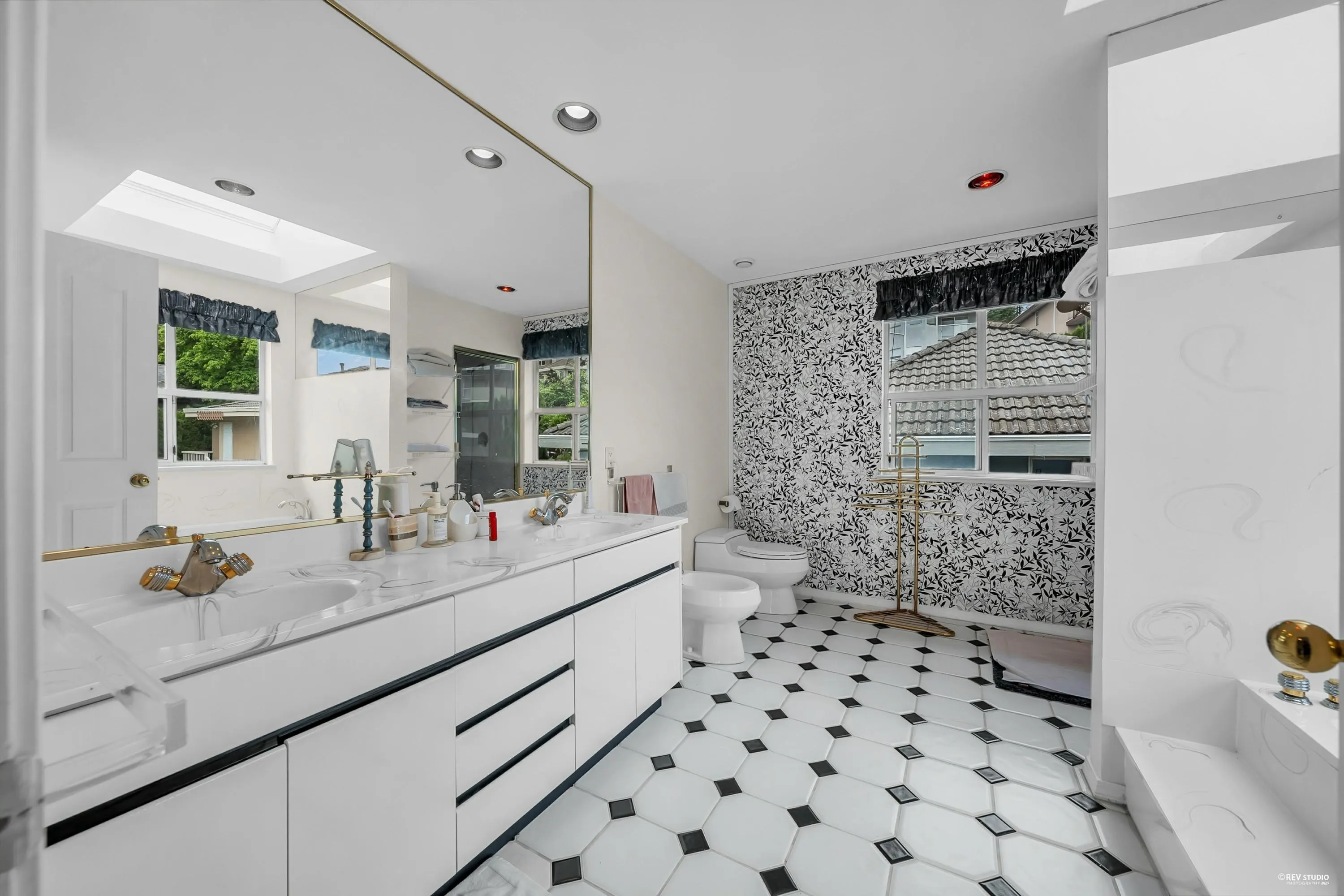 116 Ravine Drive
