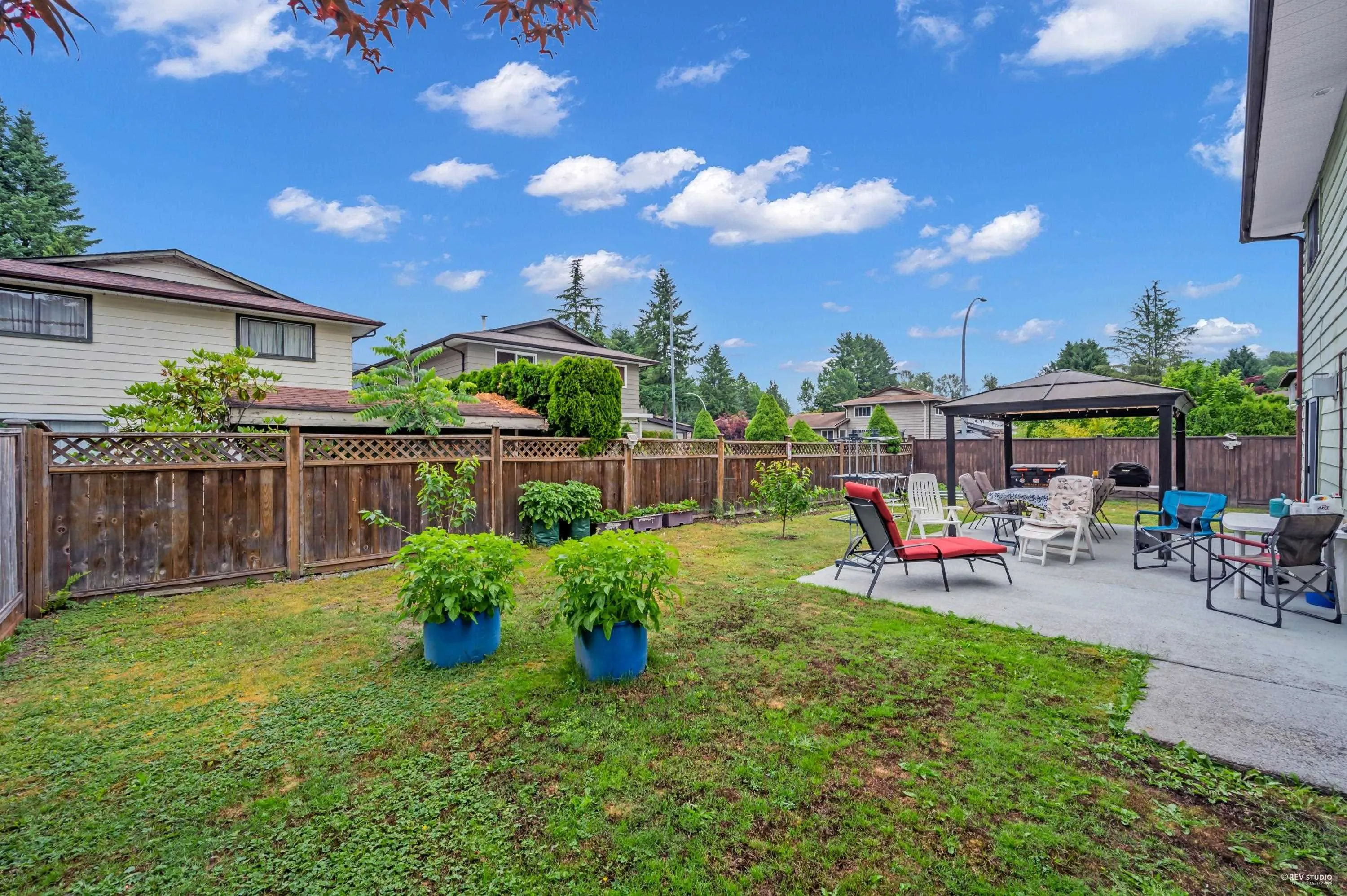 835 Alder Place