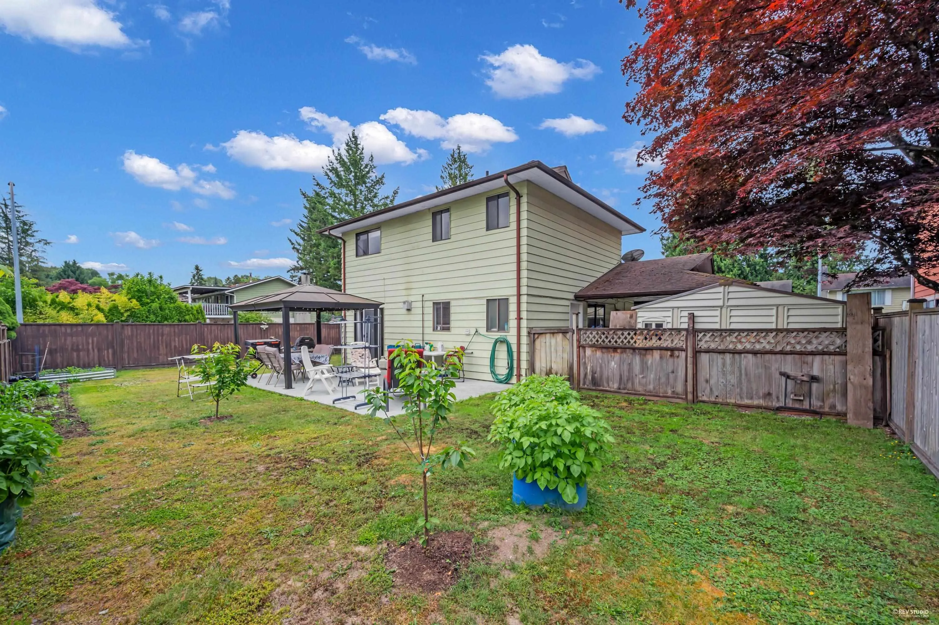835 Alder Place