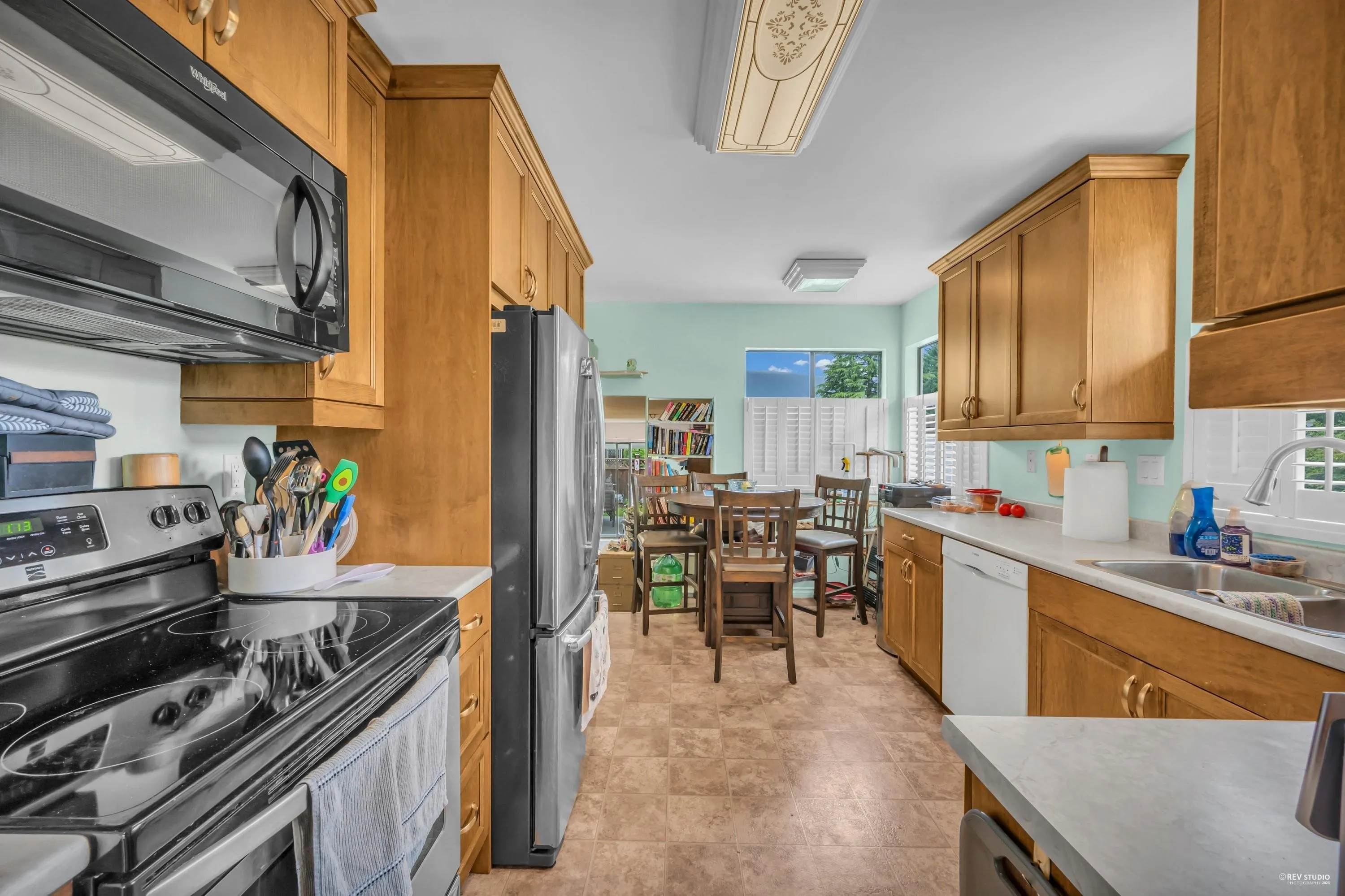 835 Alder Place
