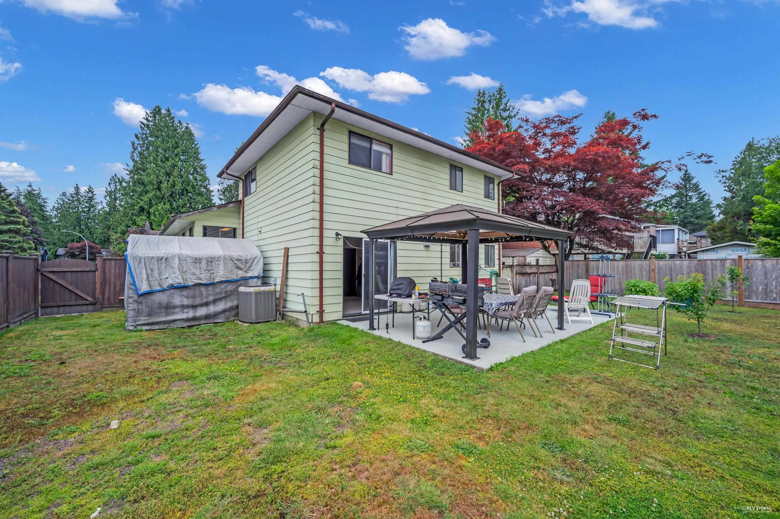 835 Alder Place