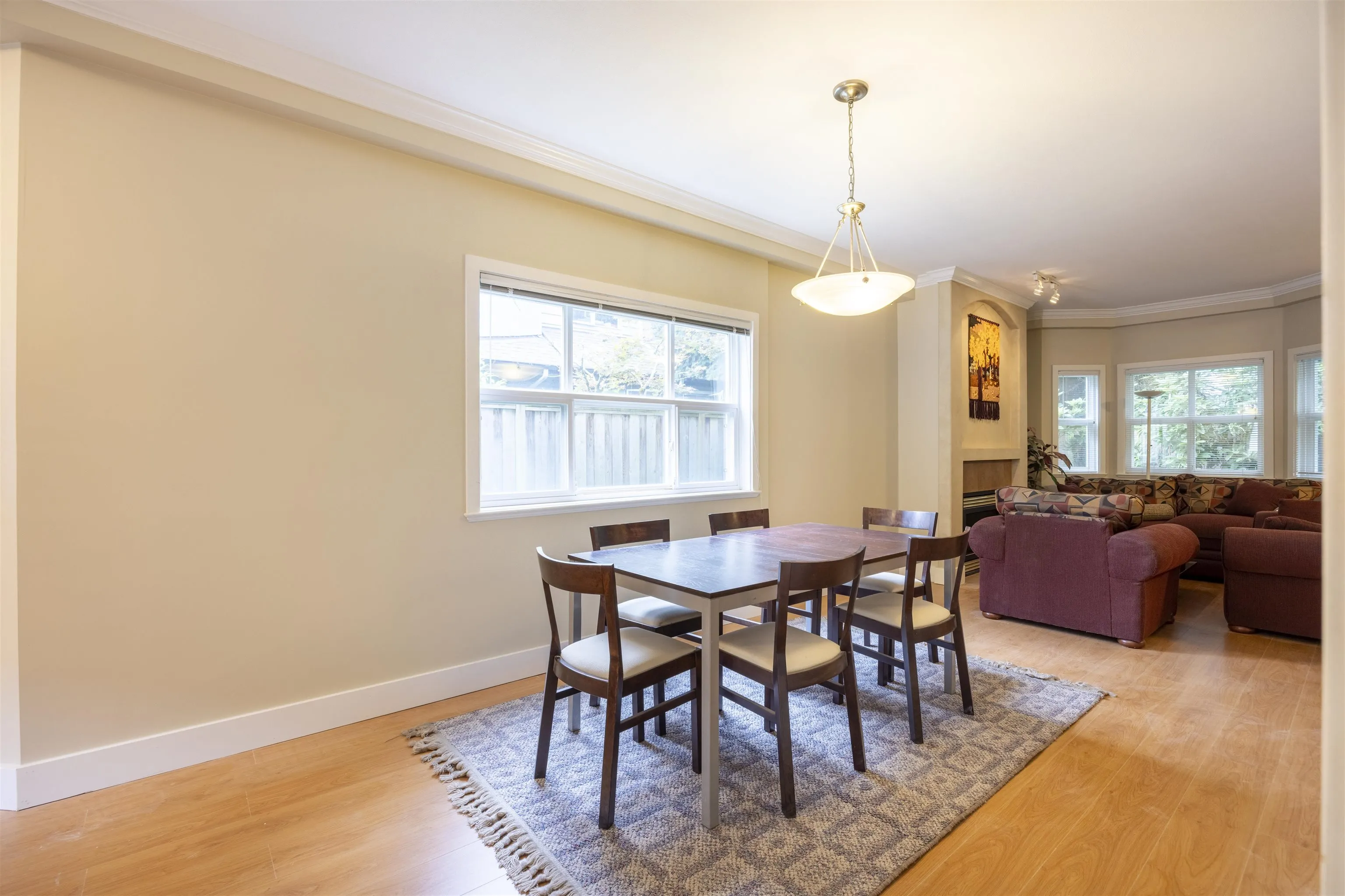 5 7833 St. Albans Road