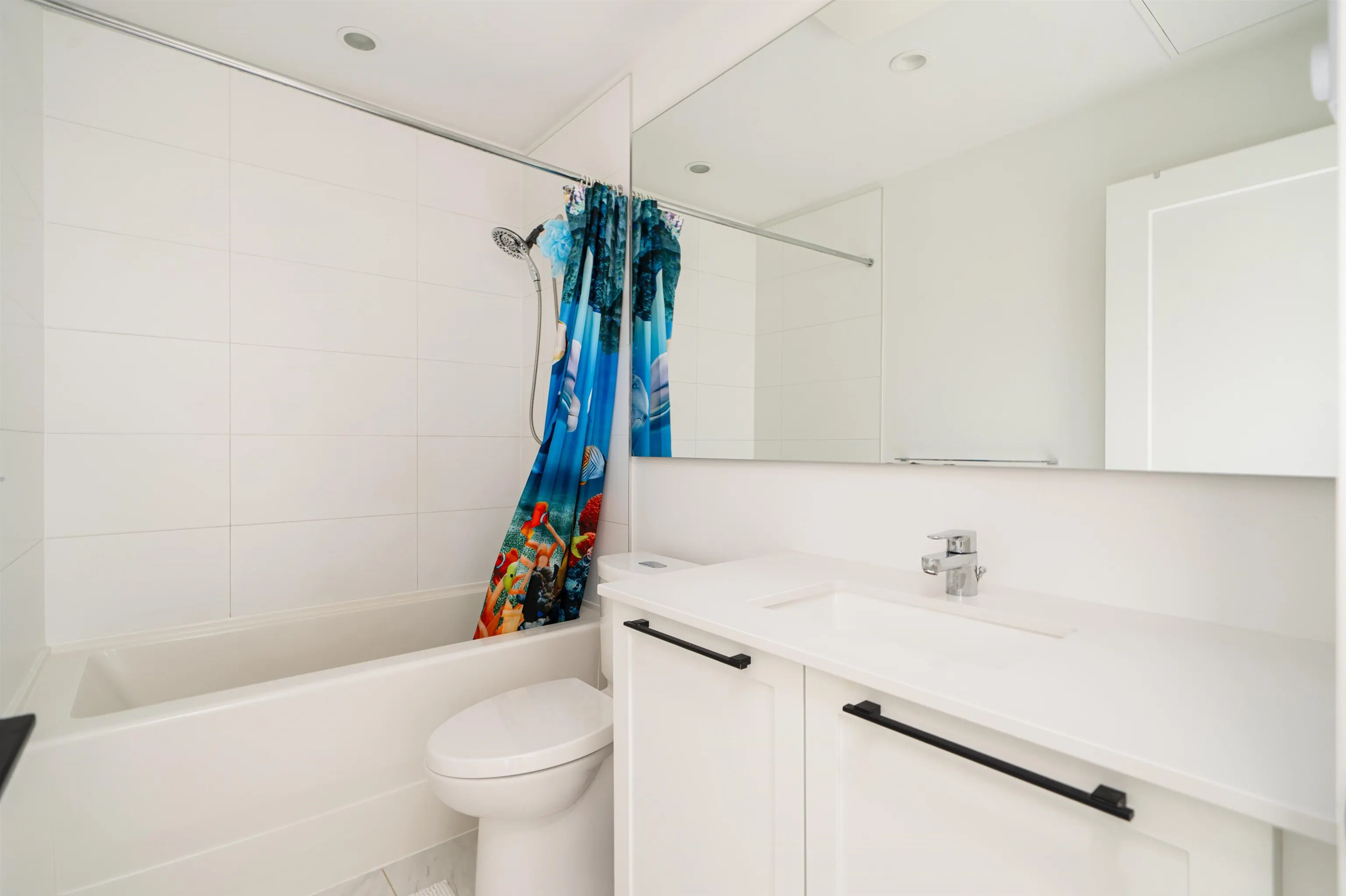 12 4656 Orca Way