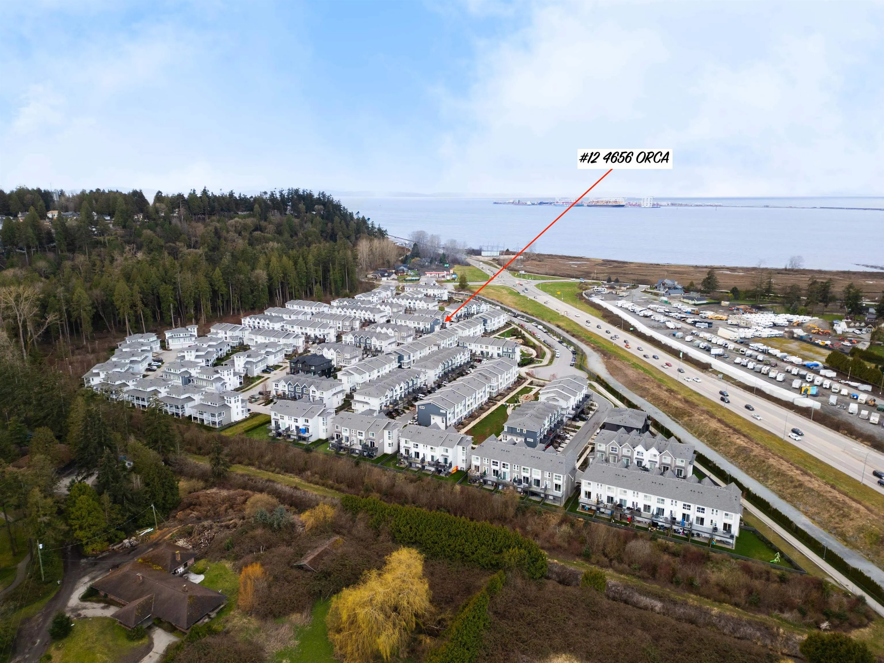 12 4656 Orca Way
