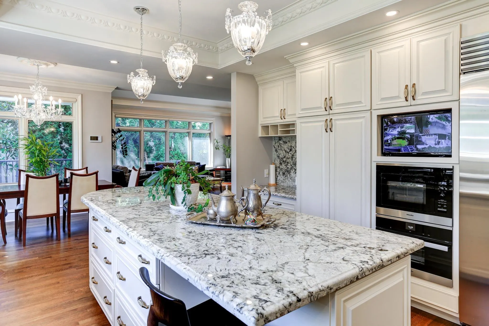 4538 Angus Drive