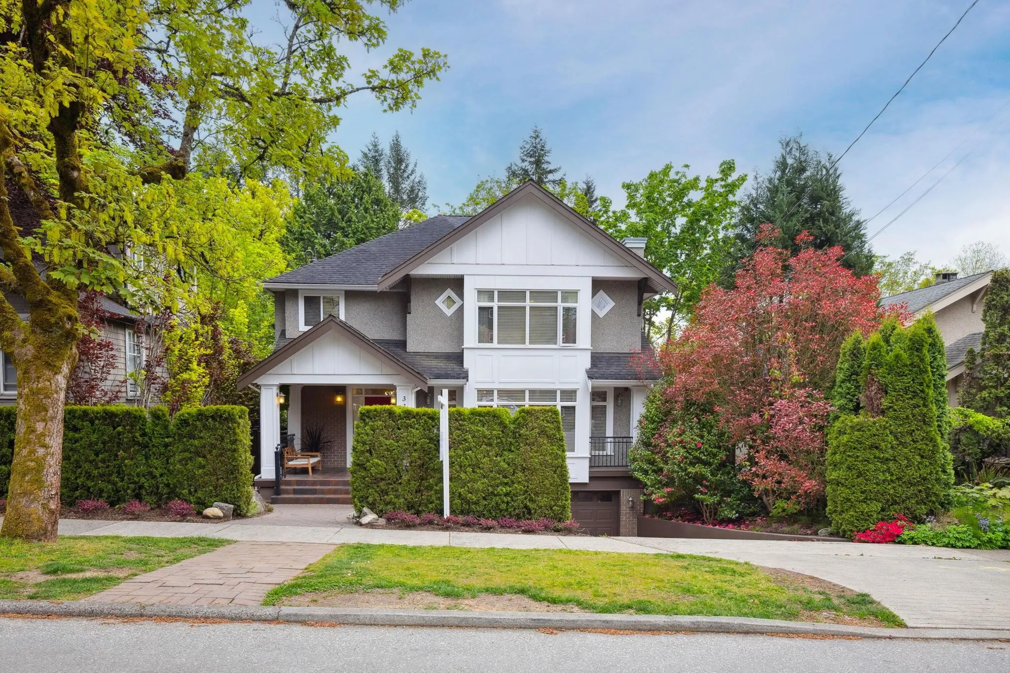 3322 W 40th Avenue