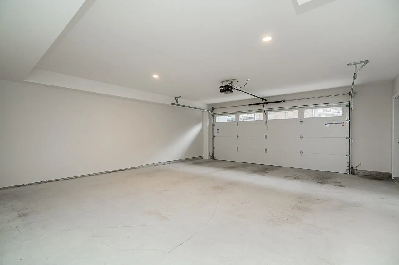 23 50 Seaview Drive