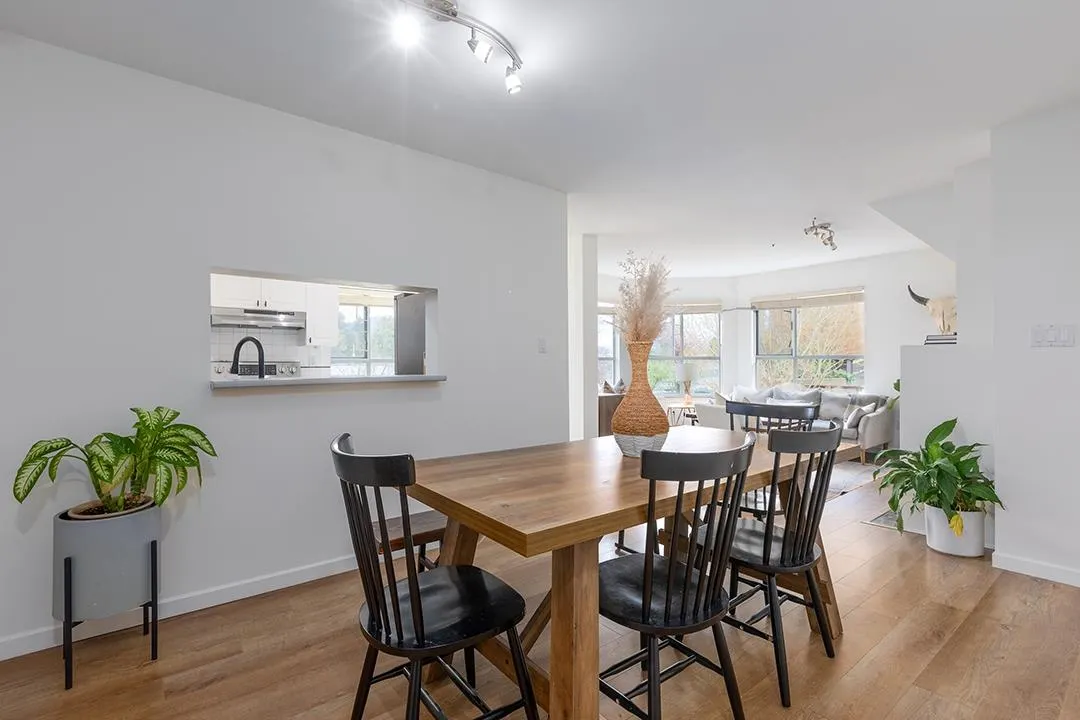 208 2285 Pitt River Road