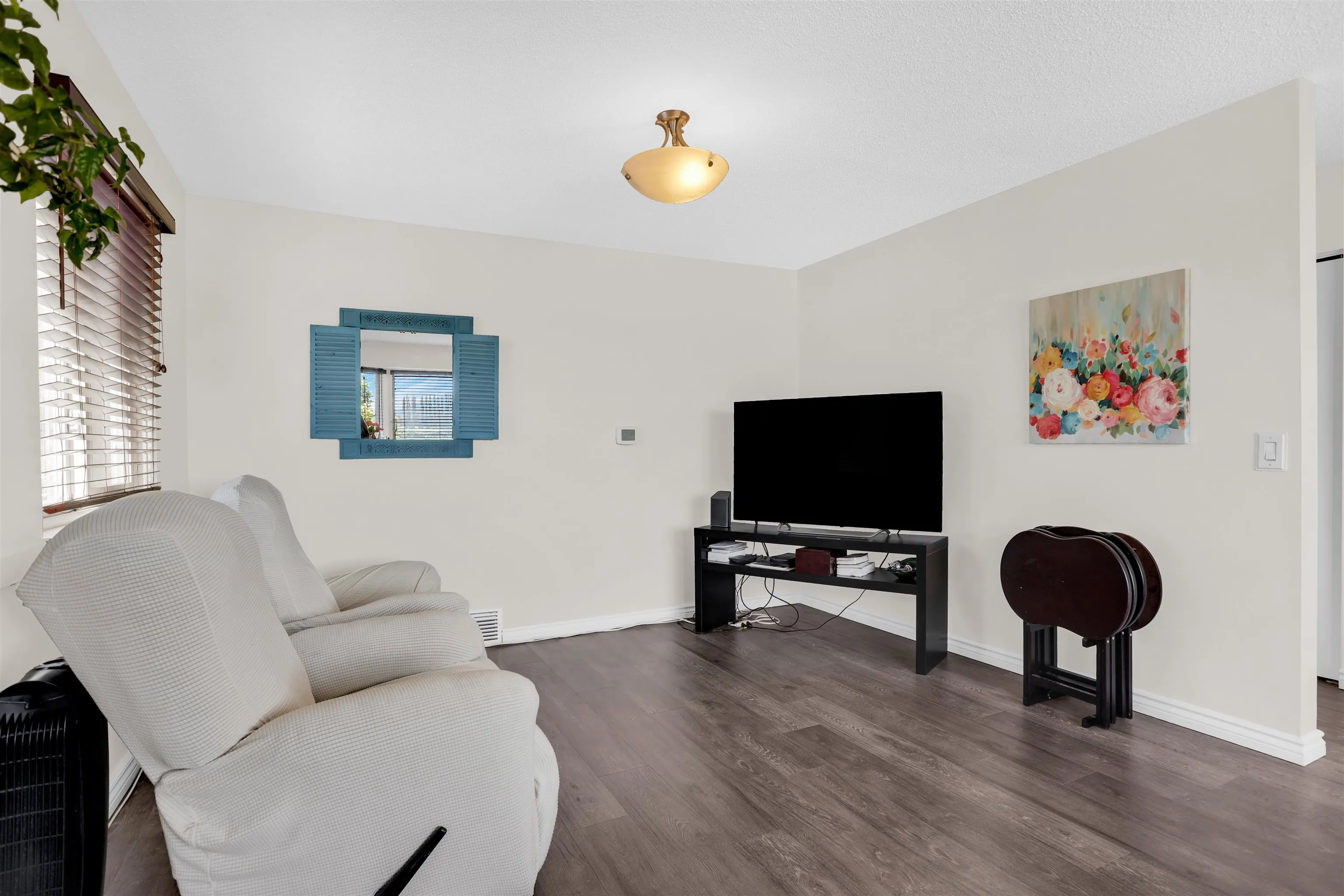 1 8311 Steveston Highway