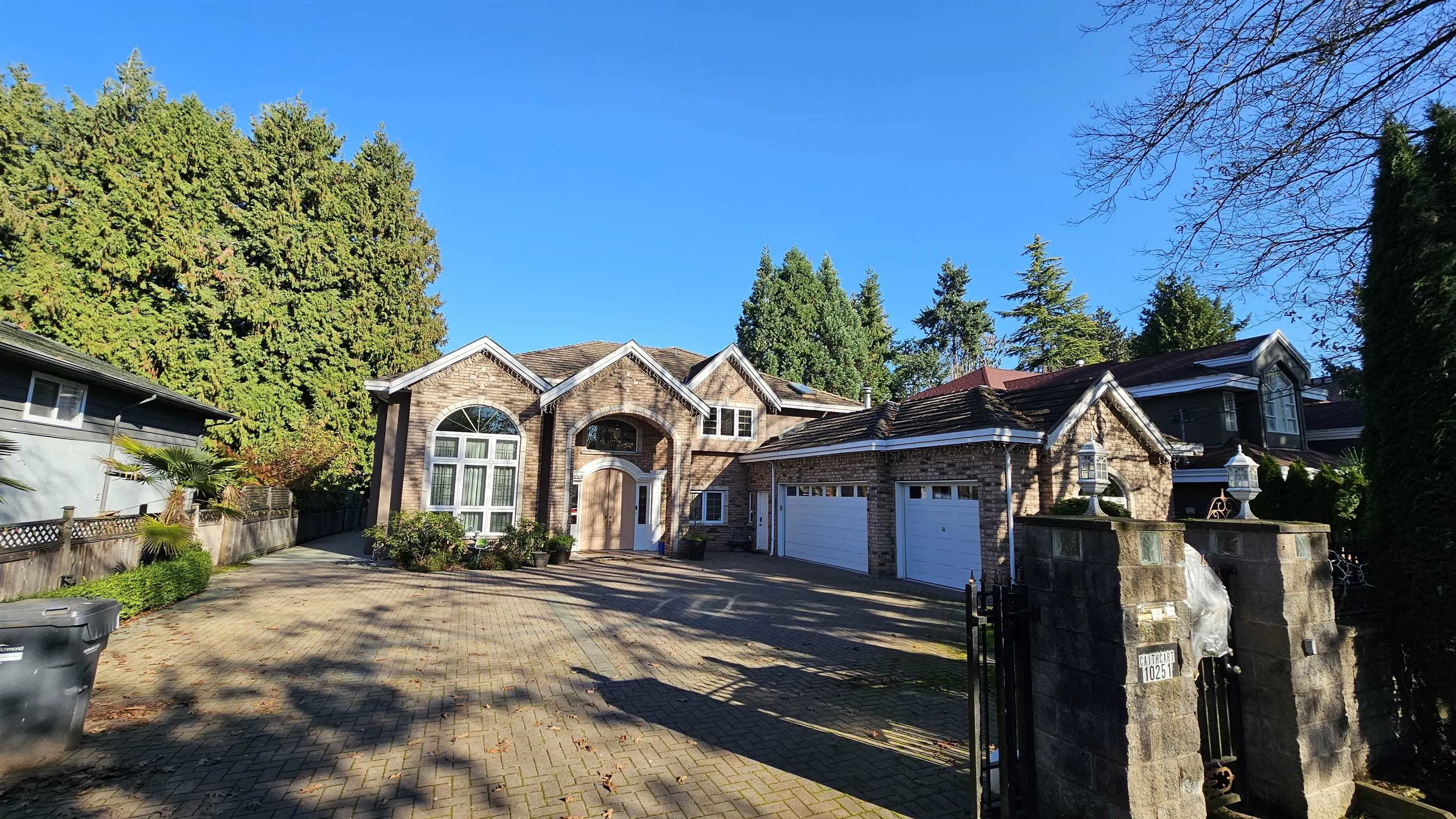 10251 Caithcart Road