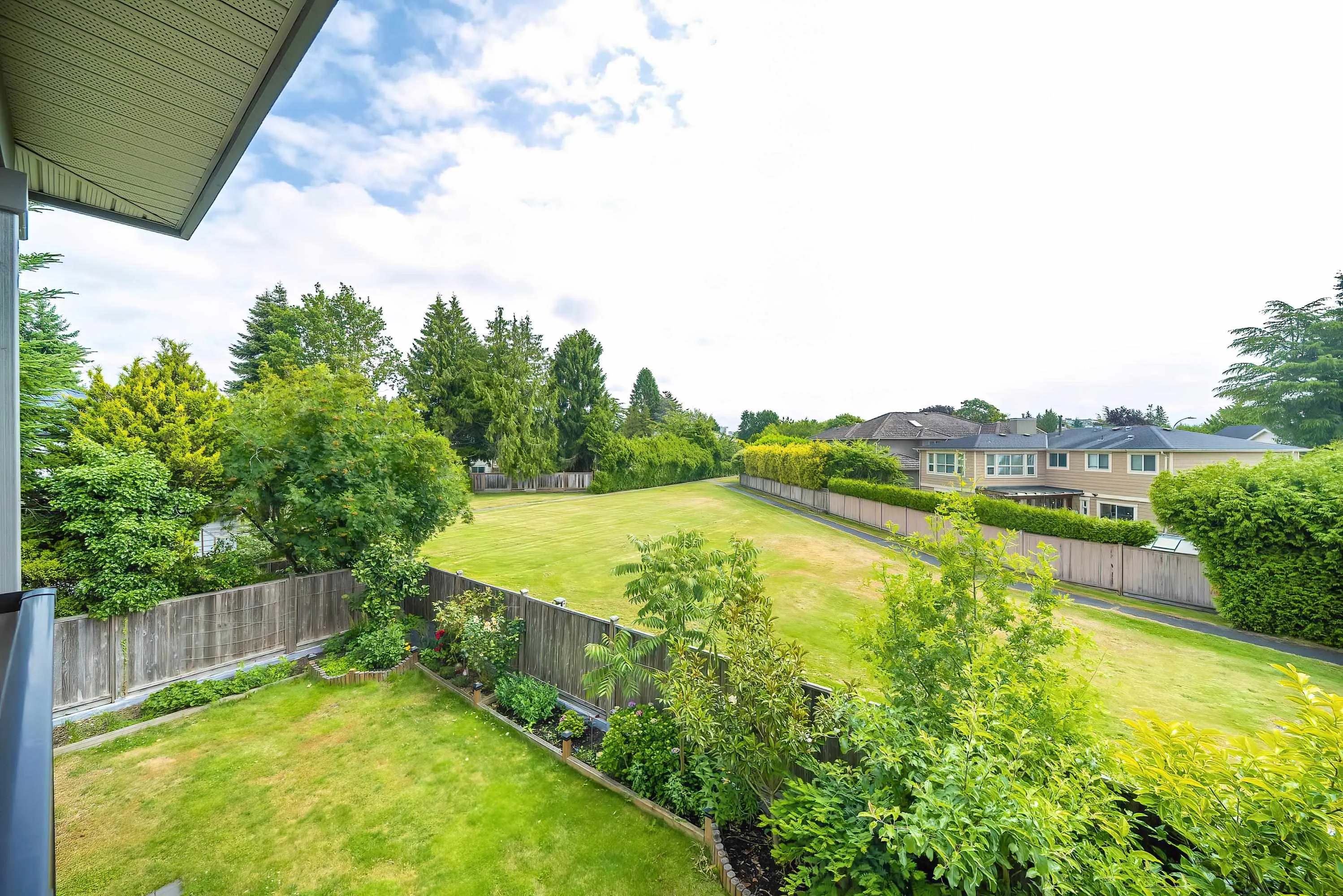 6180 Kalamalka Crescent
