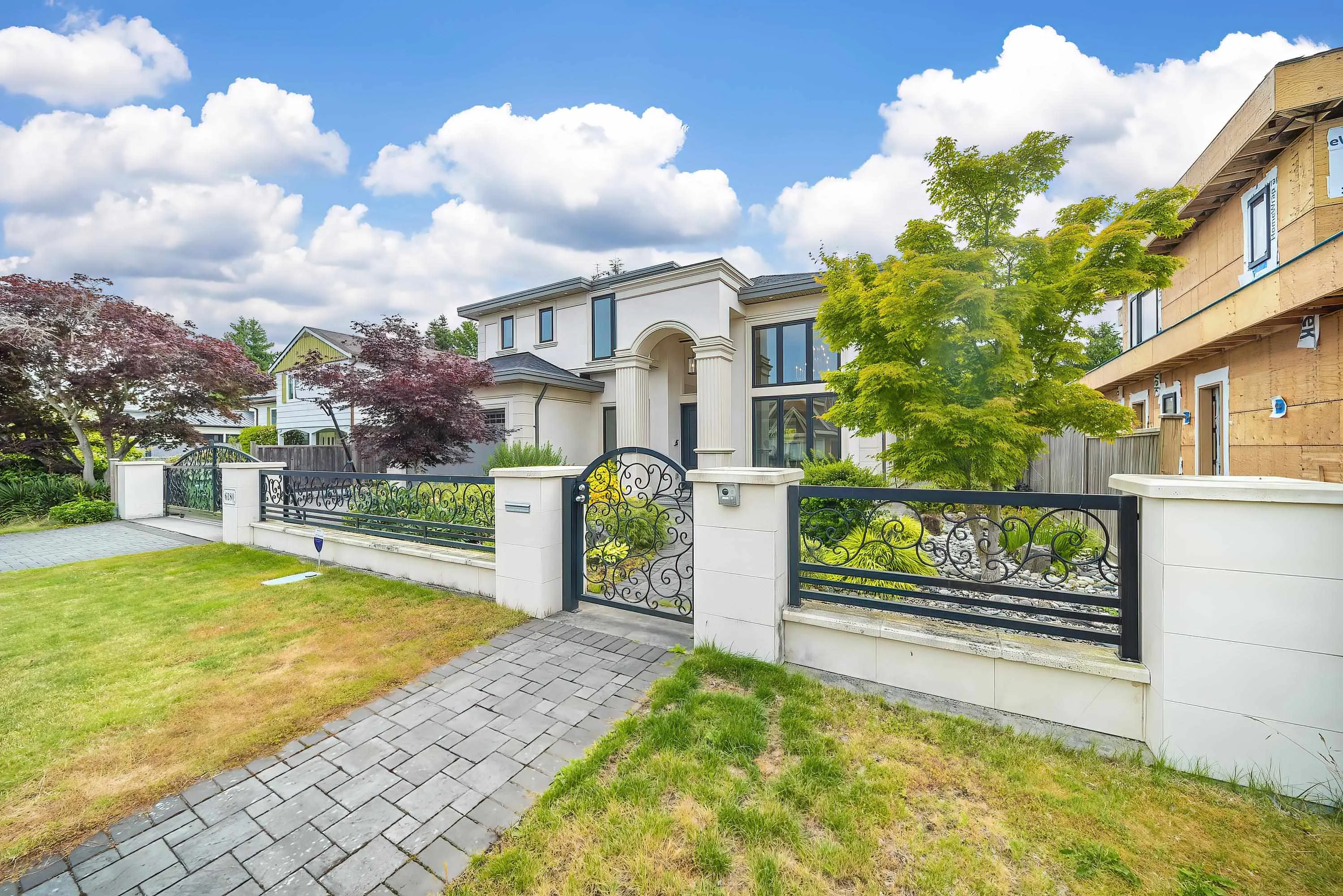 6180 Kalamalka Crescent