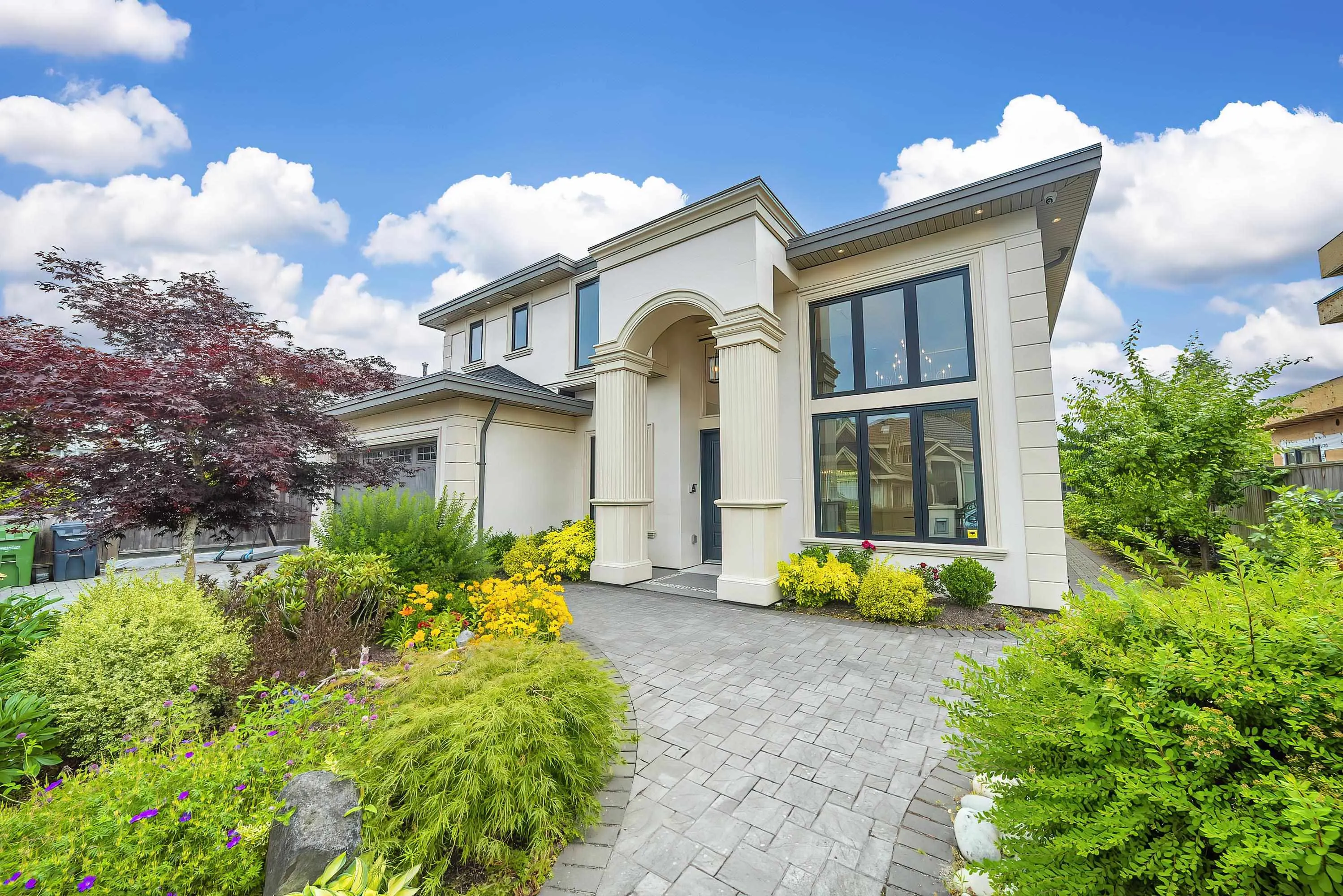 6180 Kalamalka Crescent