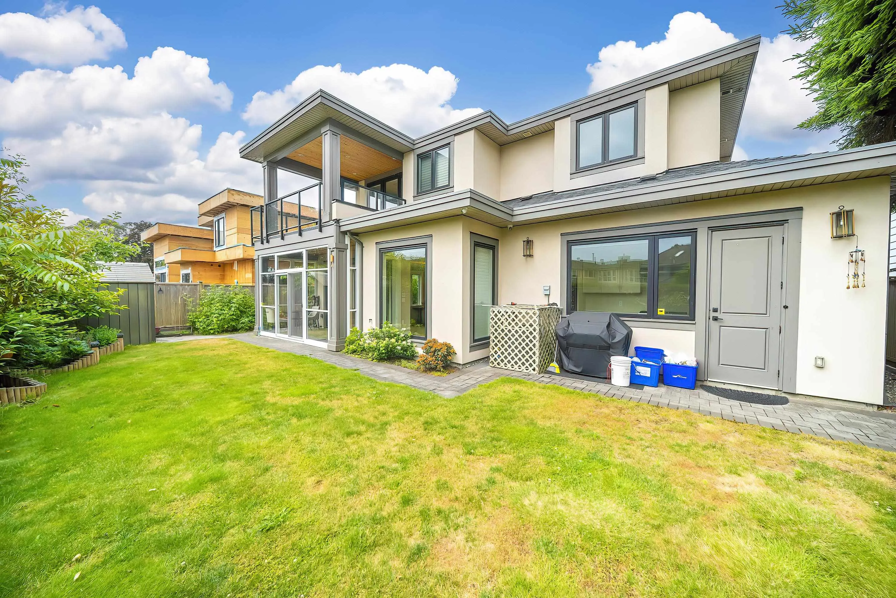 6180 Kalamalka Crescent