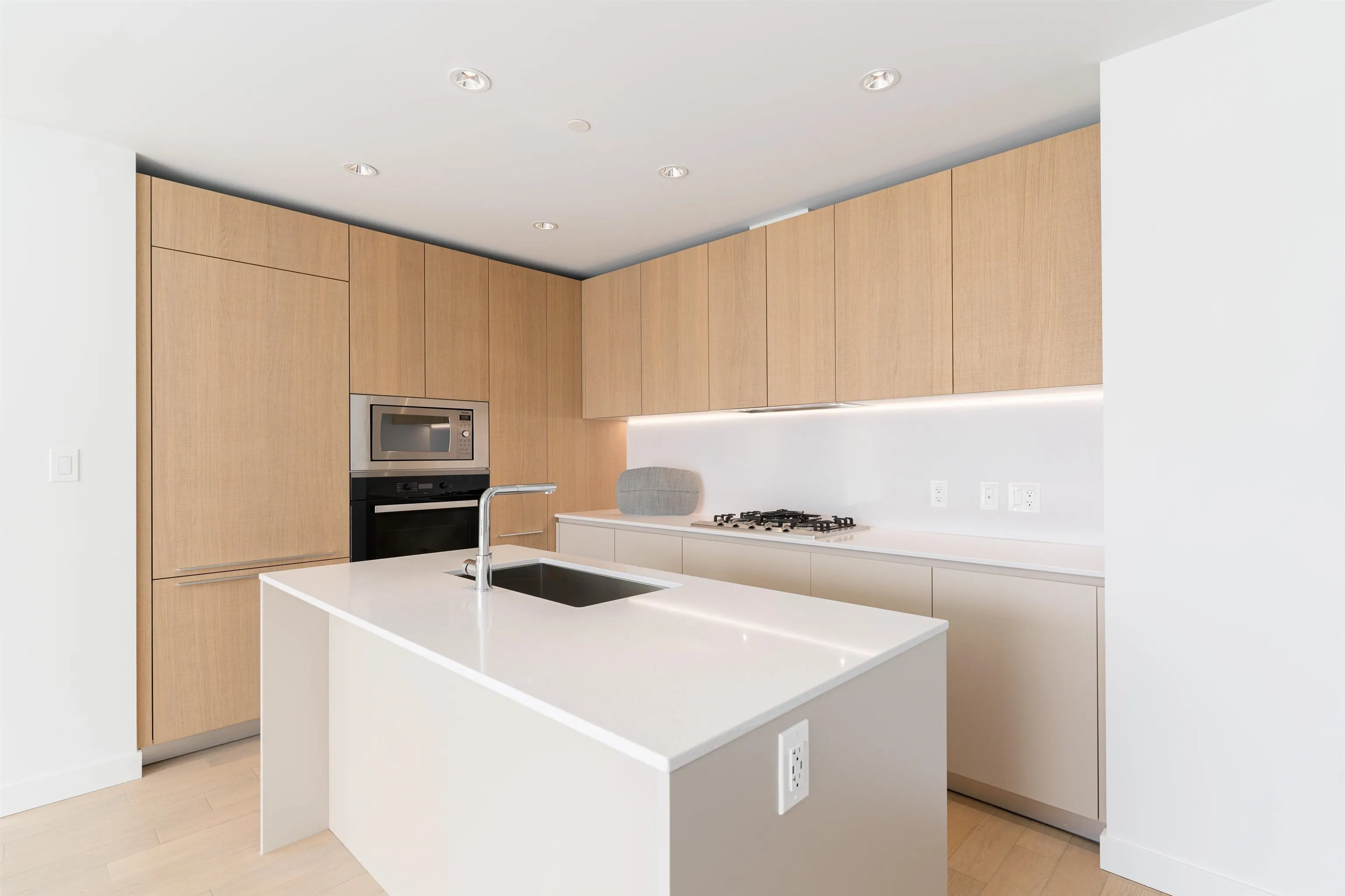 613 6688 Pearson Way