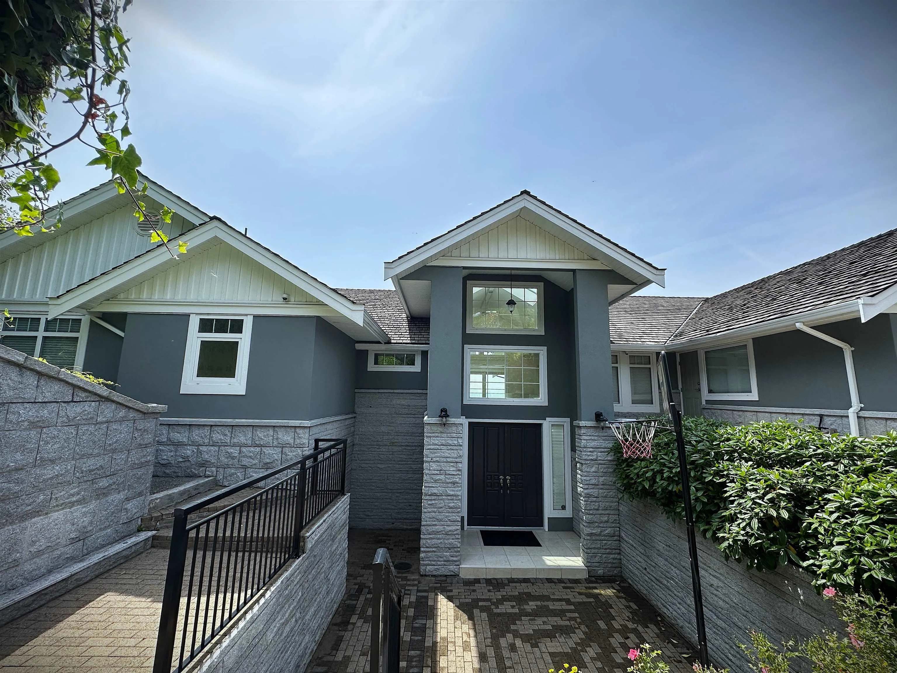 2358 Constantine Place