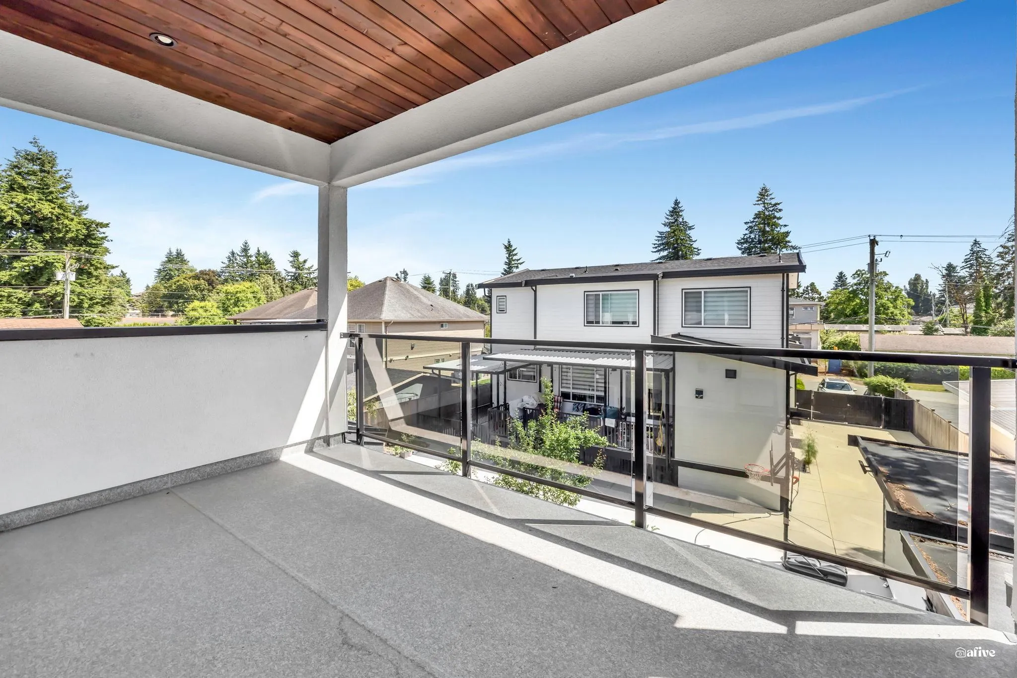 32244 Pineview Avenue