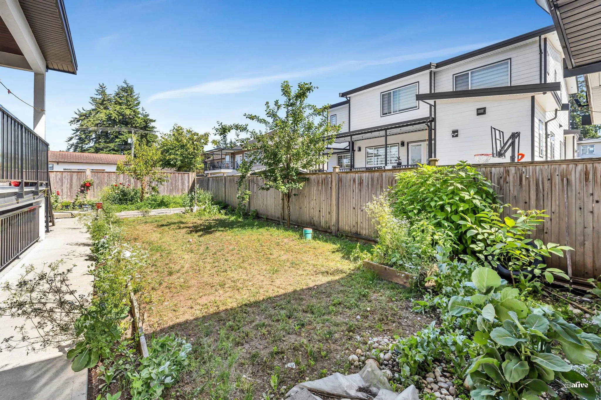 32244 Pineview Avenue
