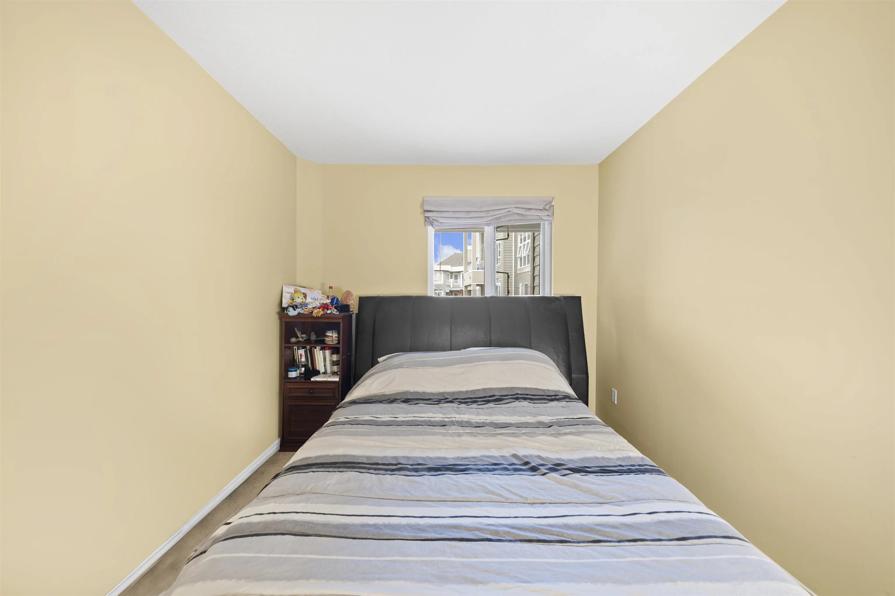 347 5888 Dover Crescent