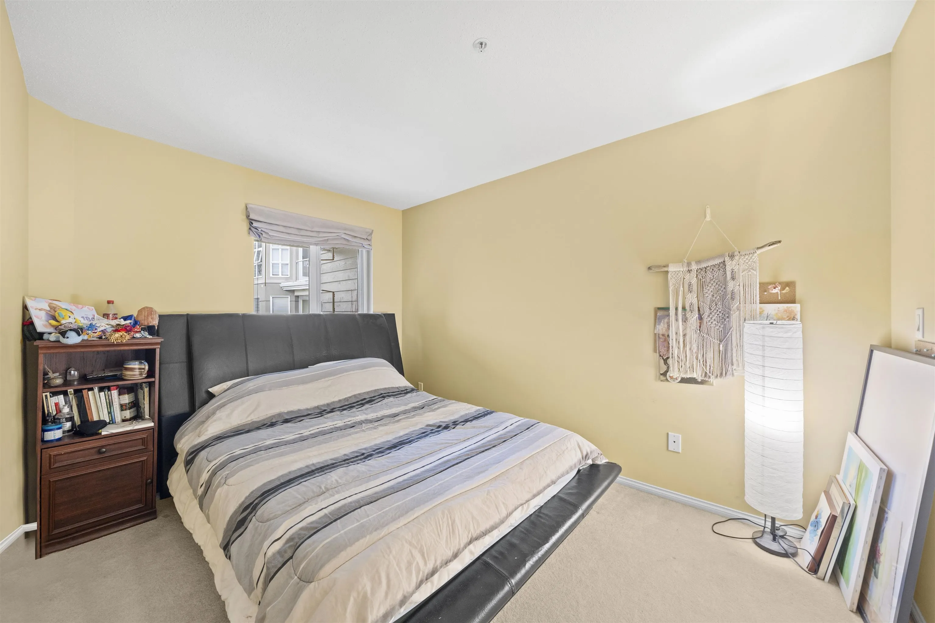 347 5888 Dover Crescent