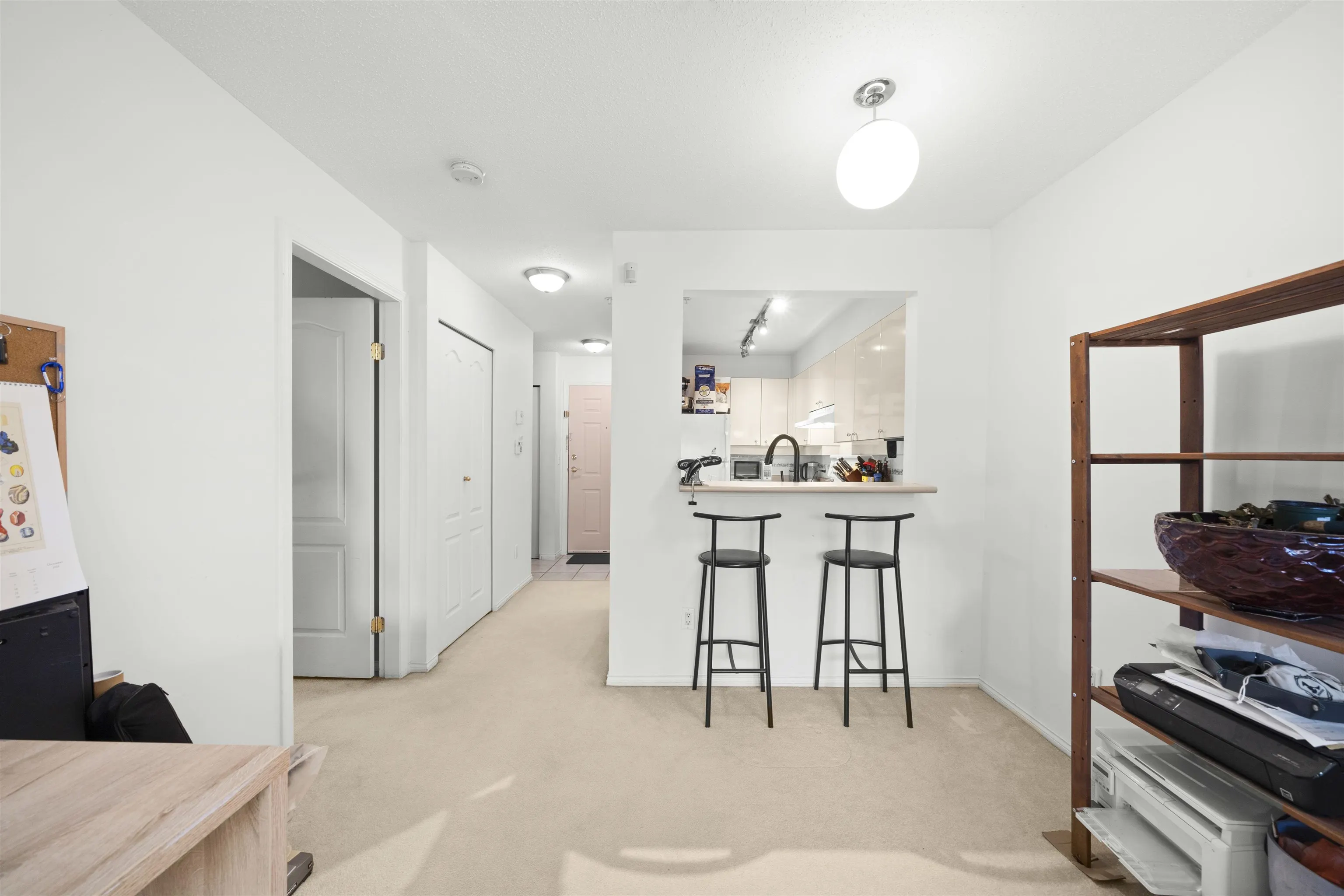 347 5888 Dover Crescent