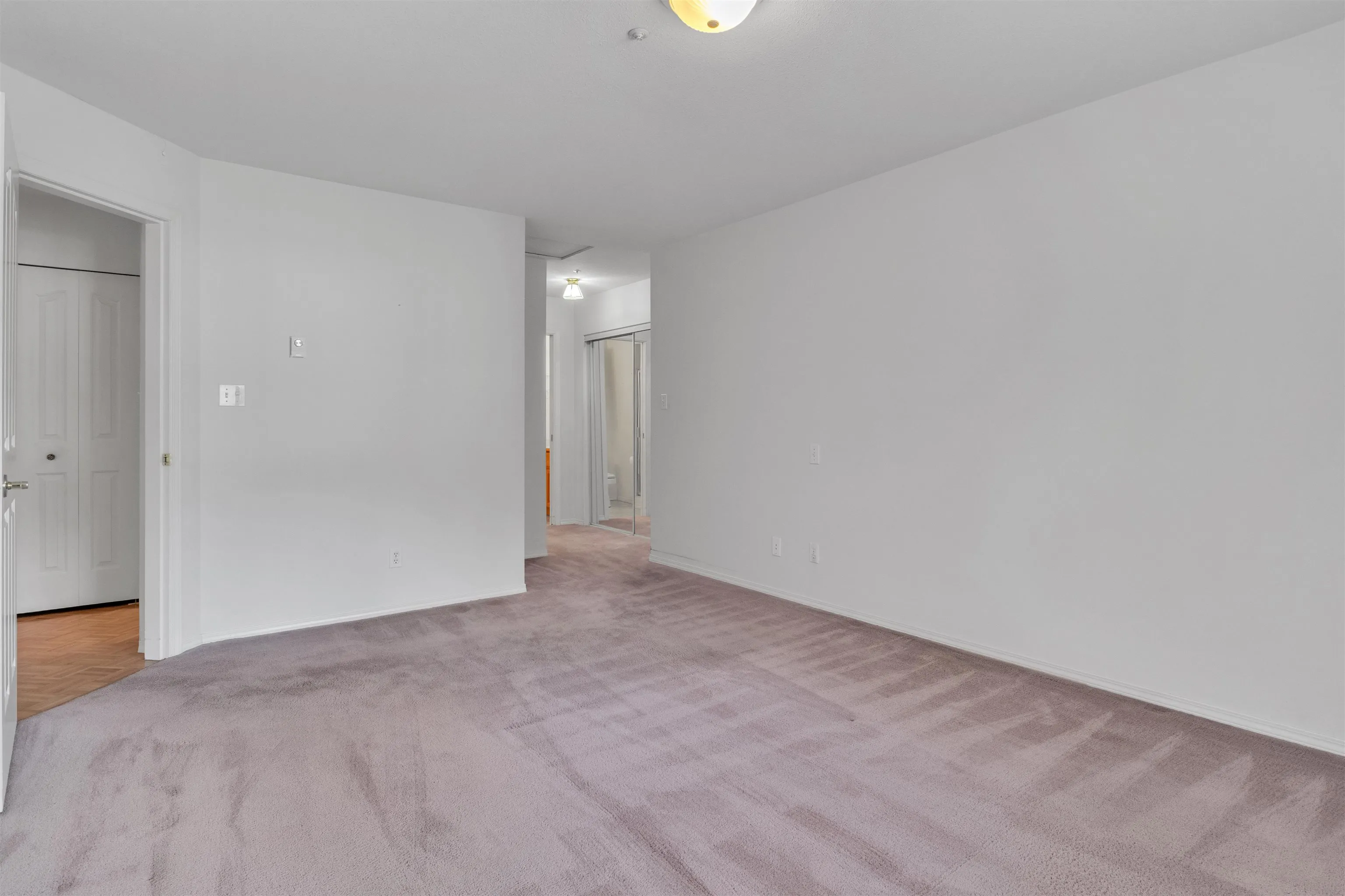 328 2451 Gladwin Road