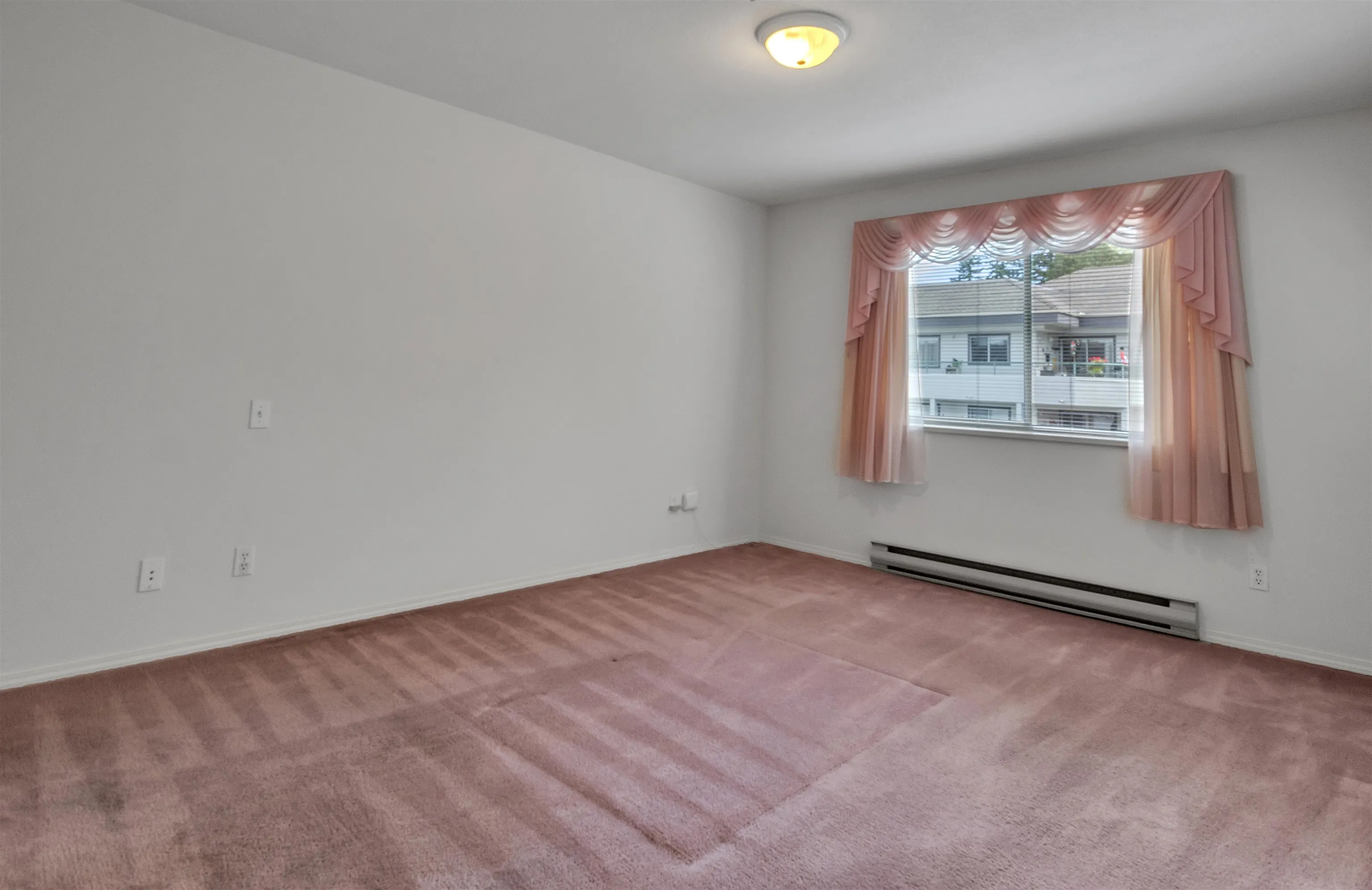 328 2451 Gladwin Road