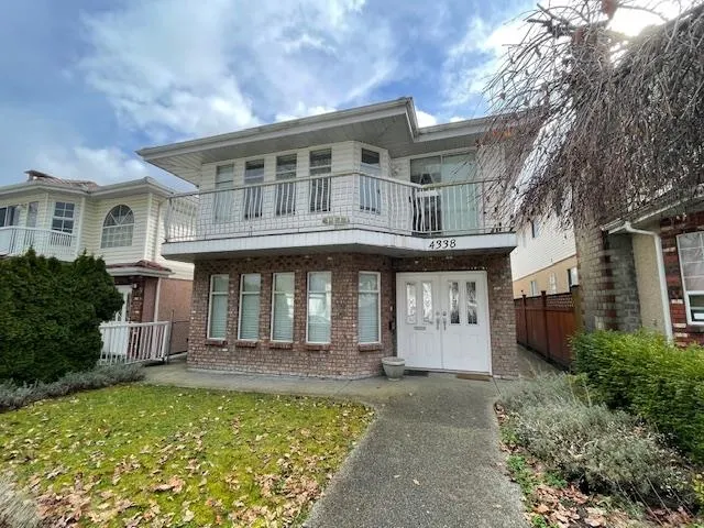 4338 Pandora Street