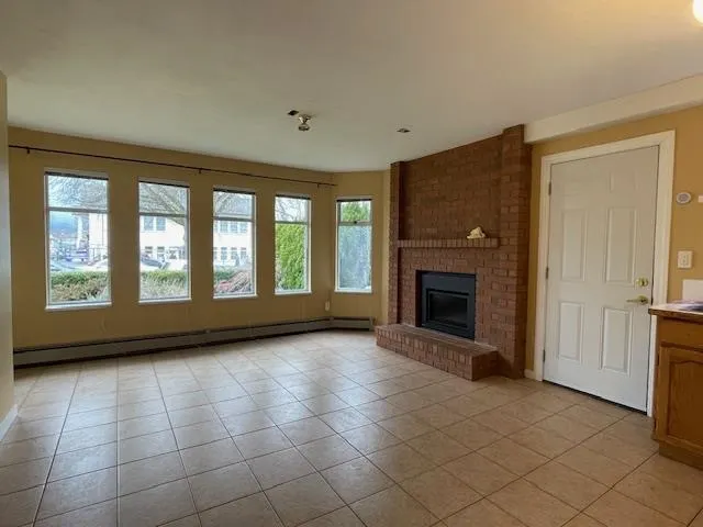 4338 Pandora Street