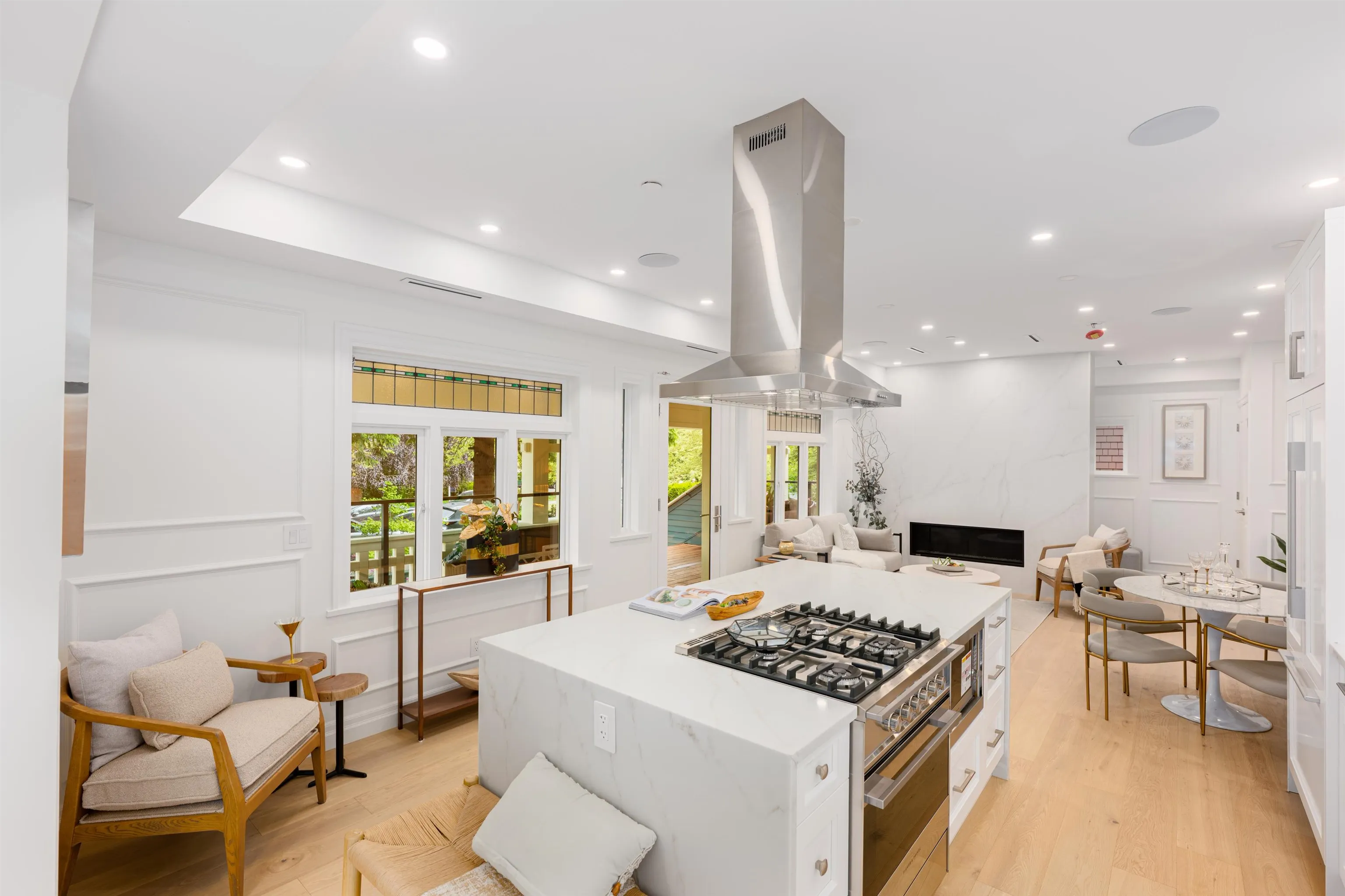 2014 W 15th Avenue