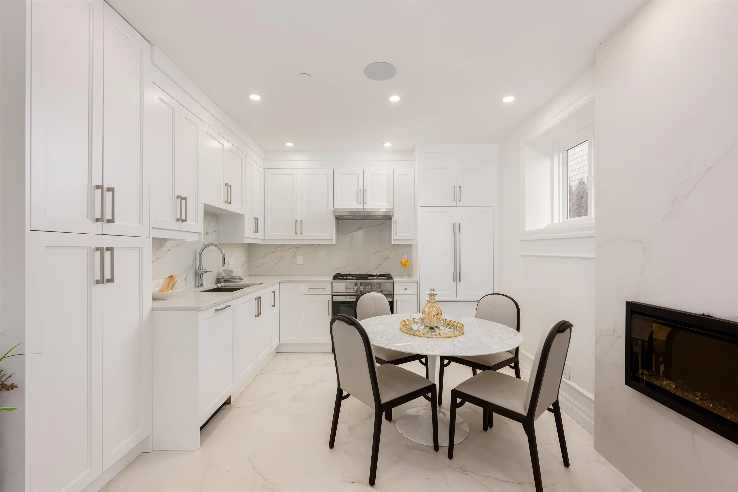 2016 W 15th Avenue