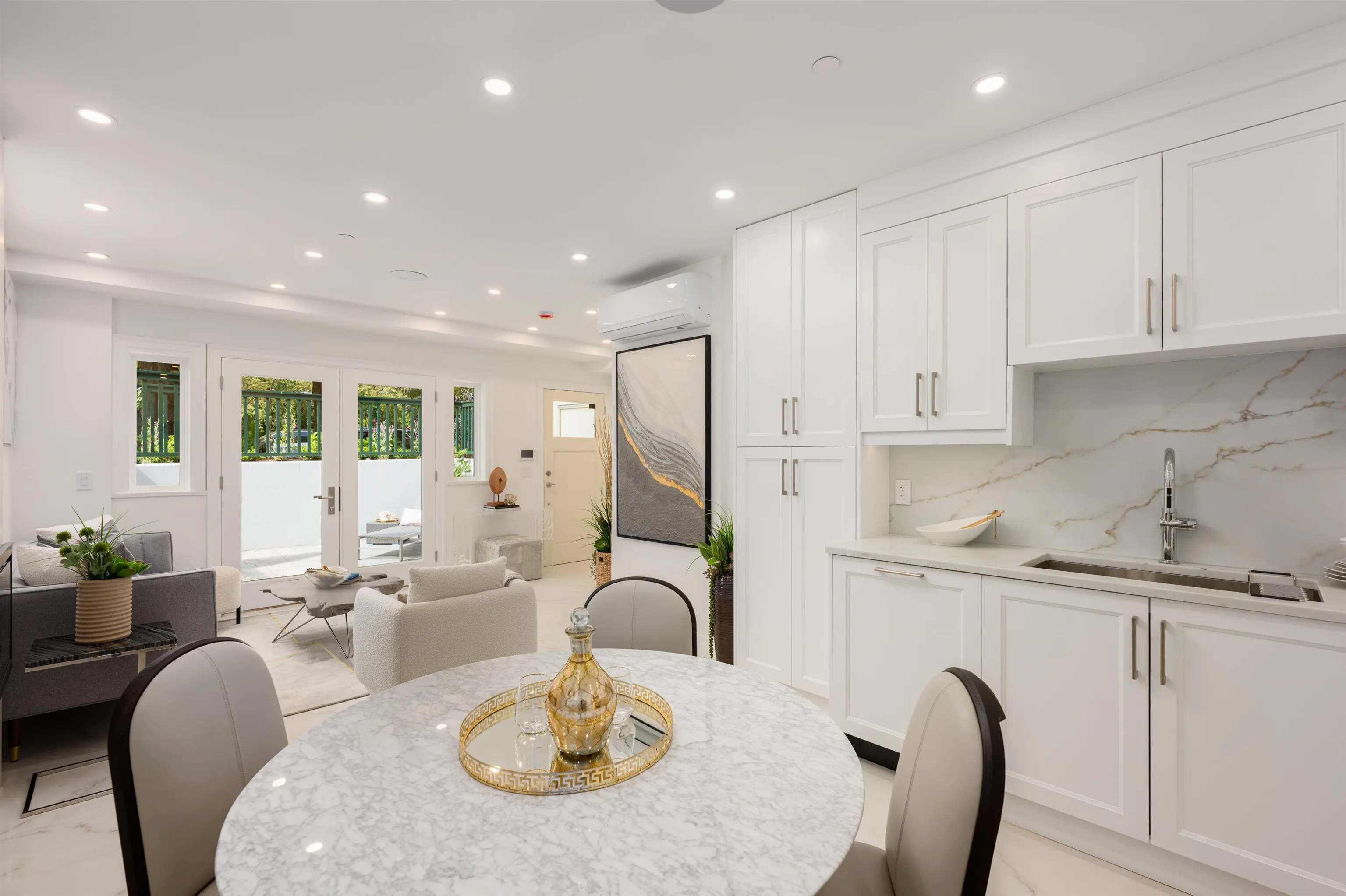 2016 W 15th Avenue