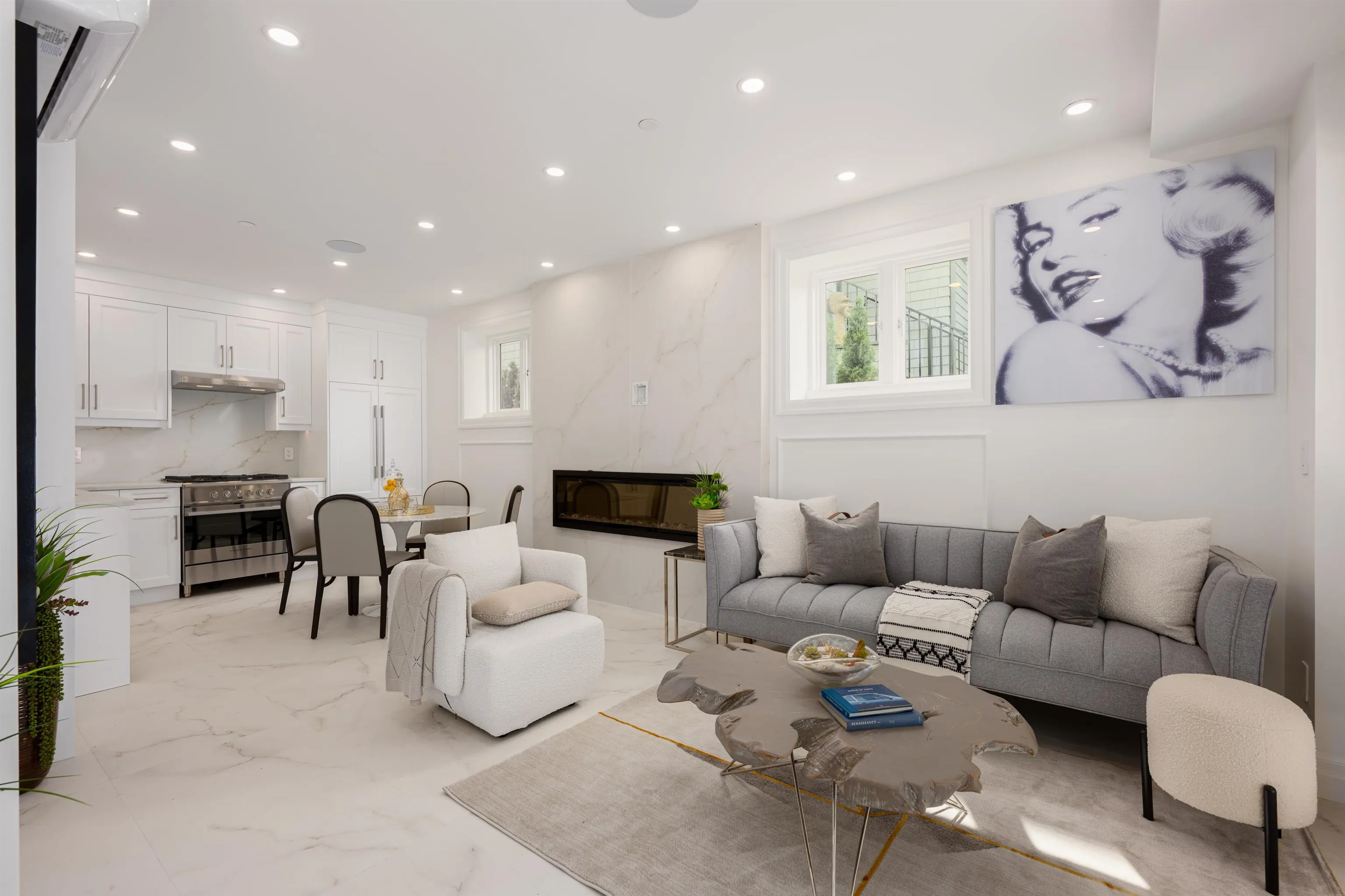 2016 W 15th Avenue