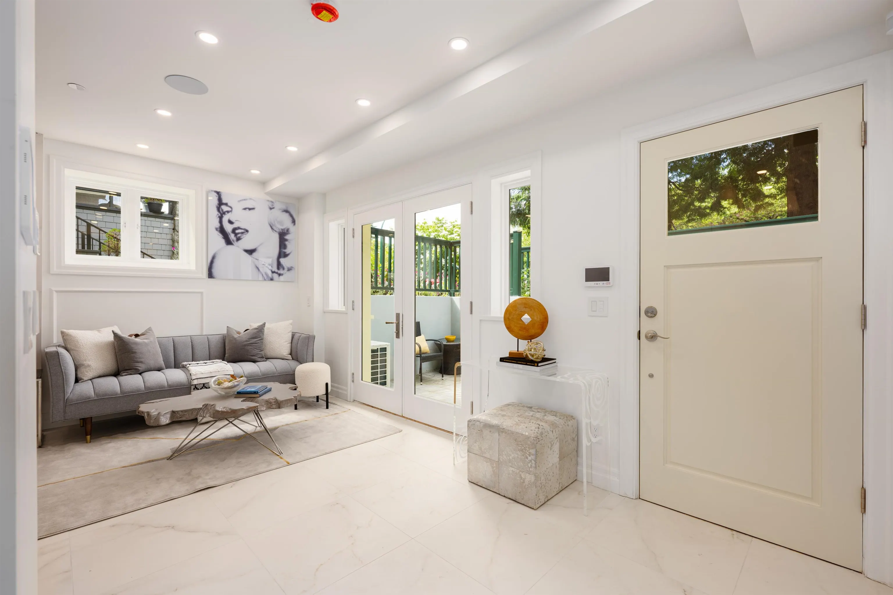 2016 W 15th Avenue